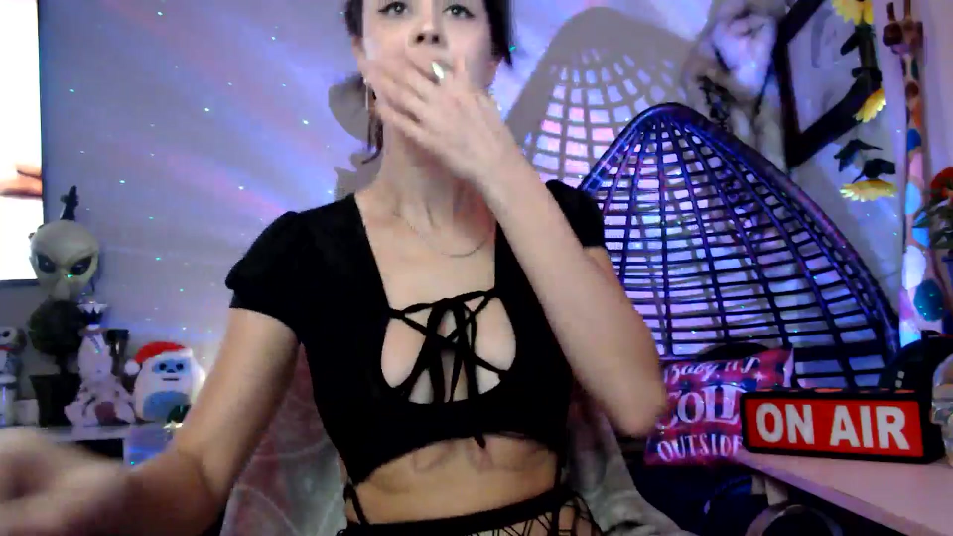 Gallery image thumbnail from HeidiKlumsy's myfreecams stream on, 11/11/2025, 21:09 image 13 of 20