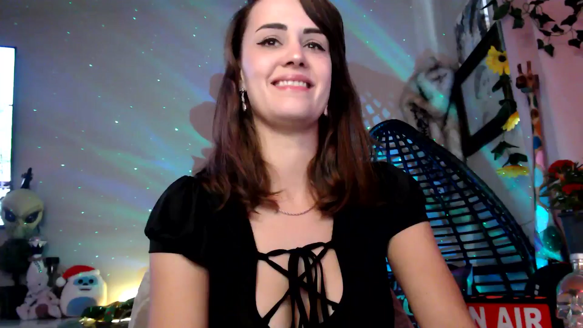 Gallery image thumbnail from HeidiKlumsy's myfreecams stream on, 11/11/2025, 21:09 image 1 of 20