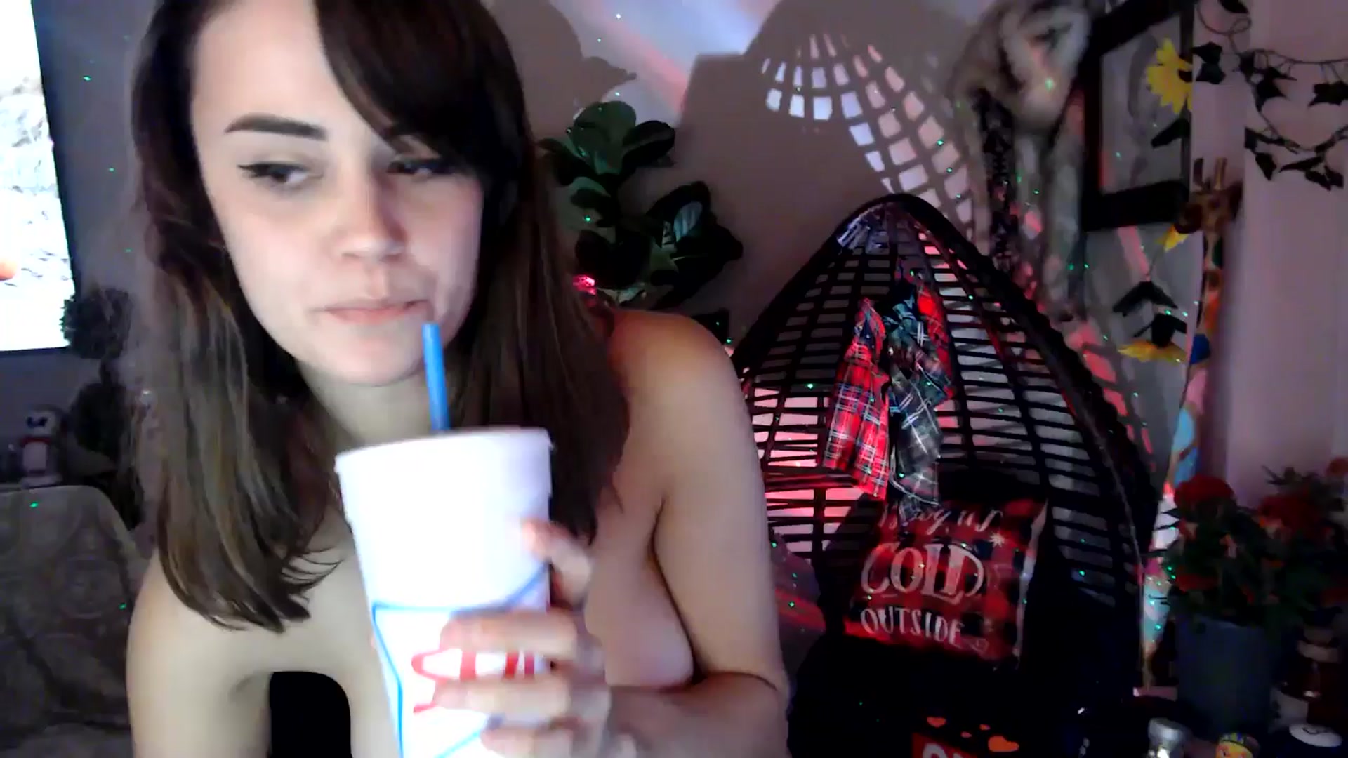 Gallery image thumbnail from HeidiKlumsy's myfreecams stream on, 11/11/2025, 22:34 image 12 of 20