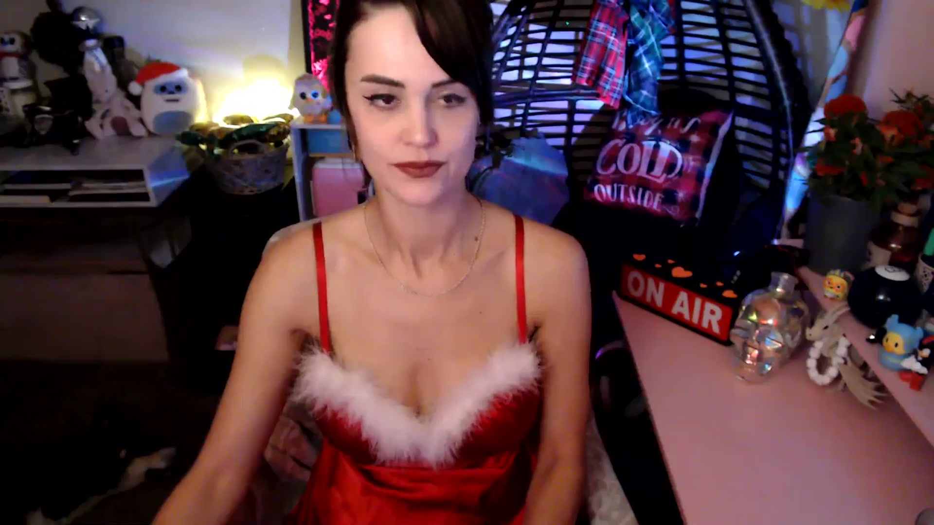 Gallery image thumbnail from HeidiKlumsy's myfreecams stream on, 11/11/2025, 22:34 image 19 of 20