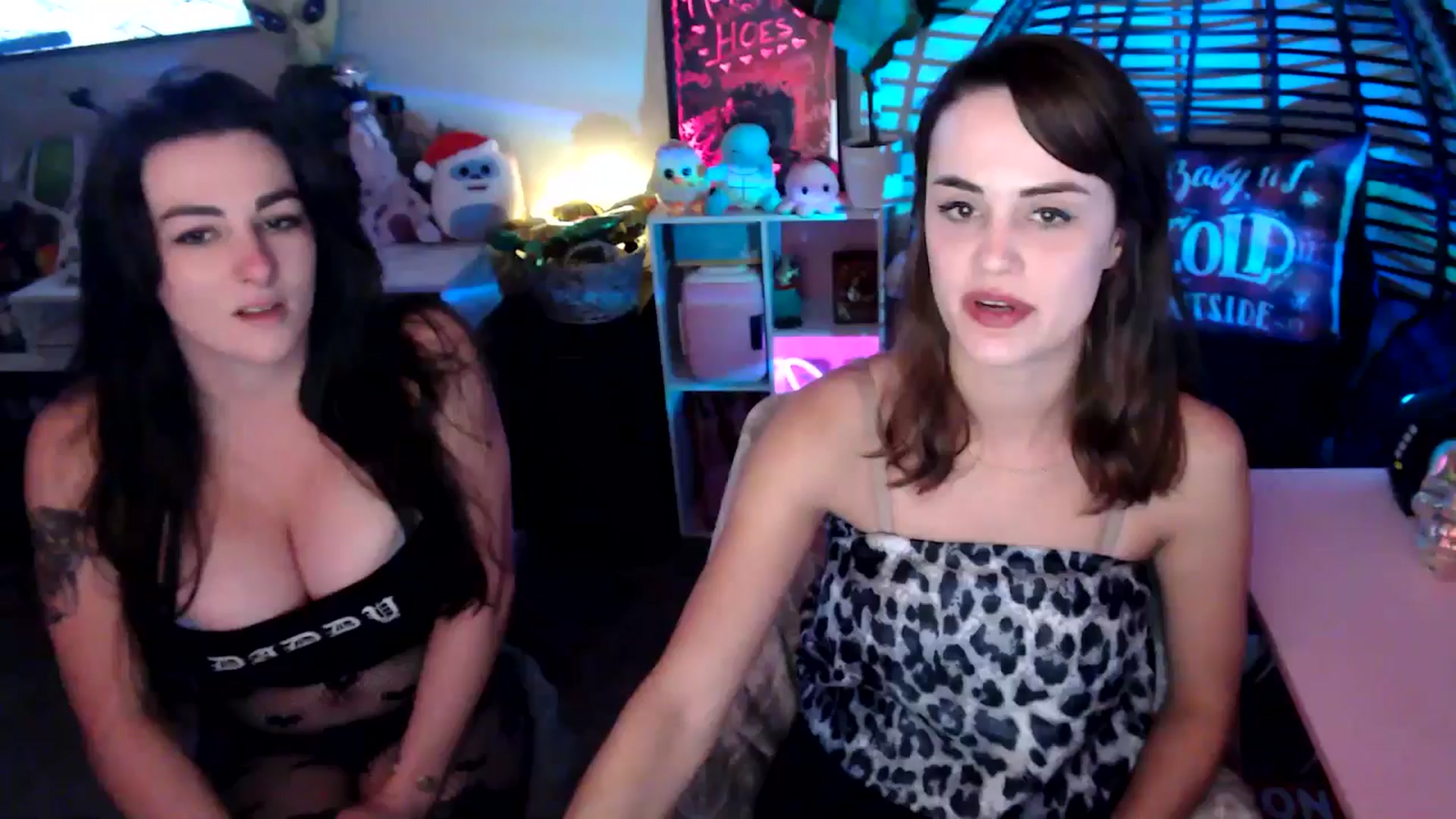 Gallery image thumbnail from HeidiKlumsy's myfreecams stream on, 11/12/2025, 04:47 image 6 of 20