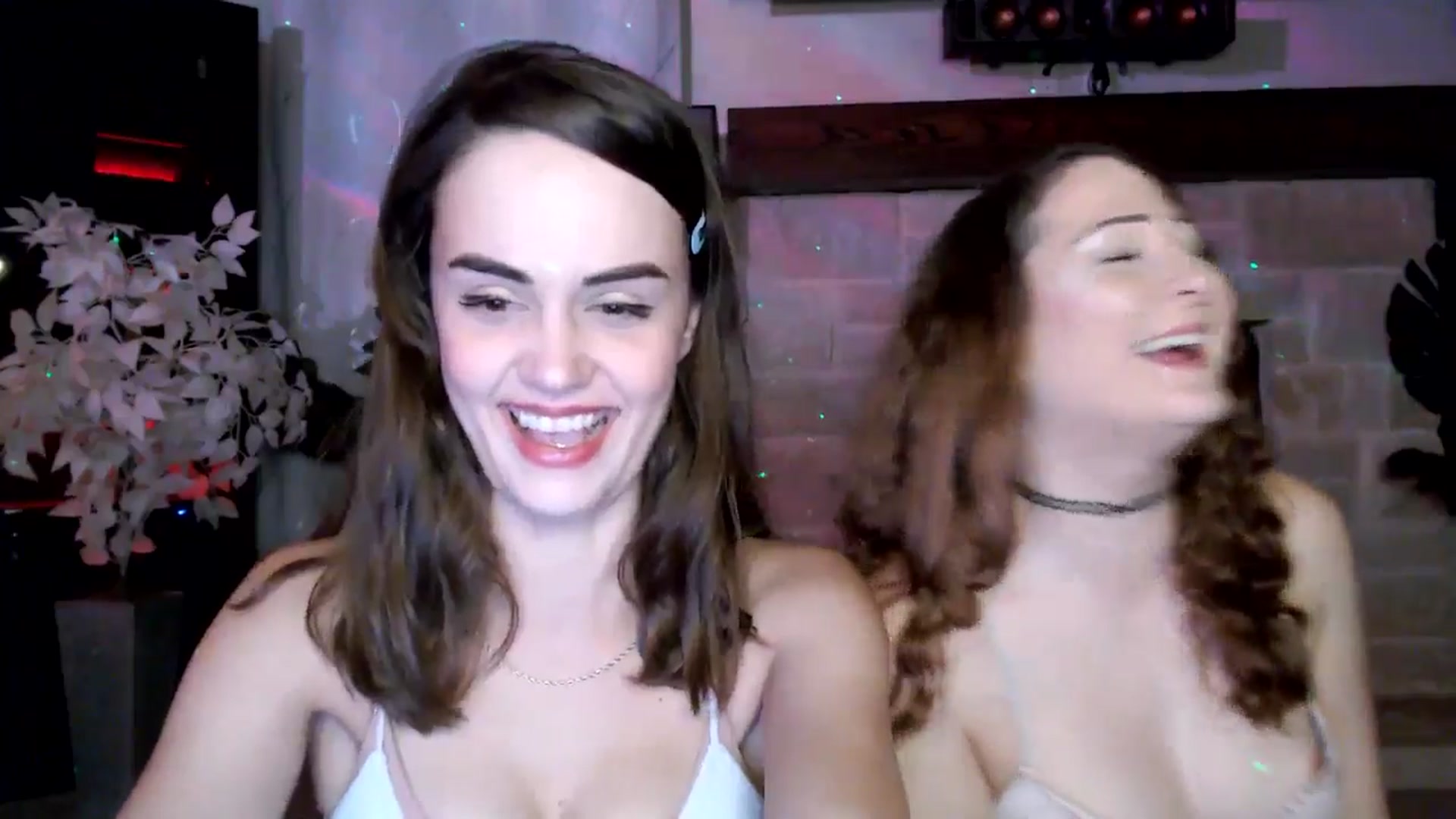 Gallery image thumbnail from HeidiKlumsy's myfreecams stream on, 11/14/2025, 03:35 image 7 of 20