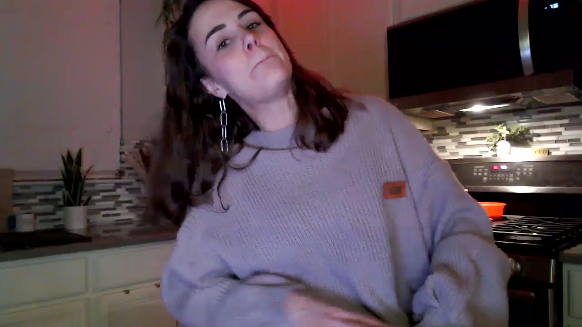 Gallery image thumbnail from HeidiKlumsy's myfreecams stream on, 11/15/2025, 01:45 image 14 of 20
