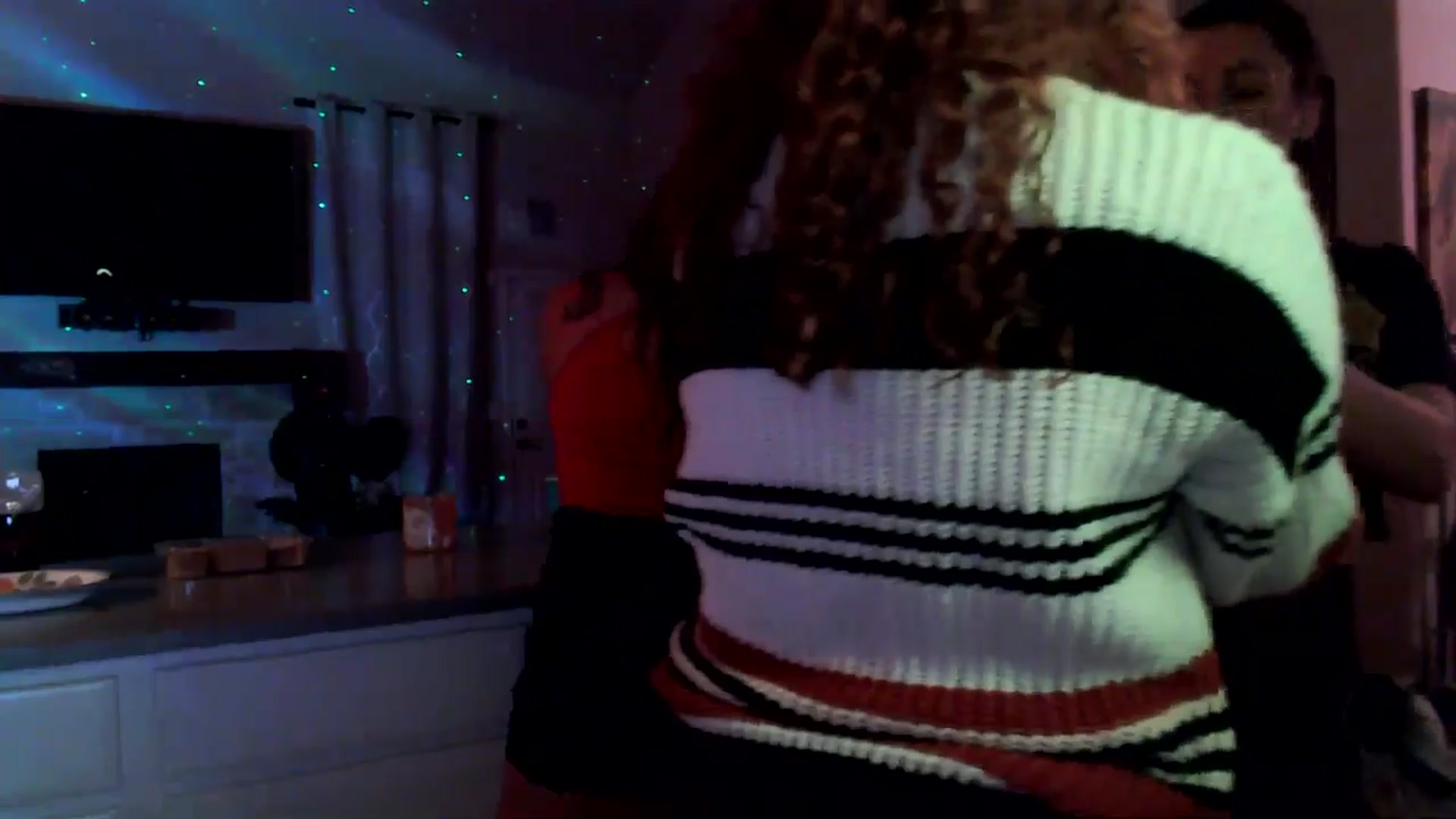 Gallery image thumbnail from HeidiKlumsy's myfreecams stream on, 11/15/2025, 02:01 image 10 of 20
