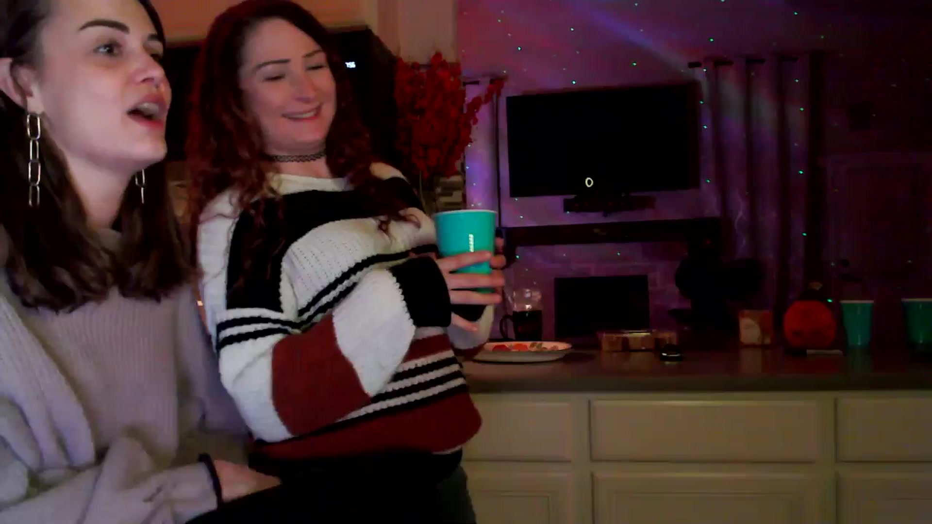 Gallery image thumbnail from HeidiKlumsy's myfreecams stream on, 11/15/2025, 02:01 image 16 of 20