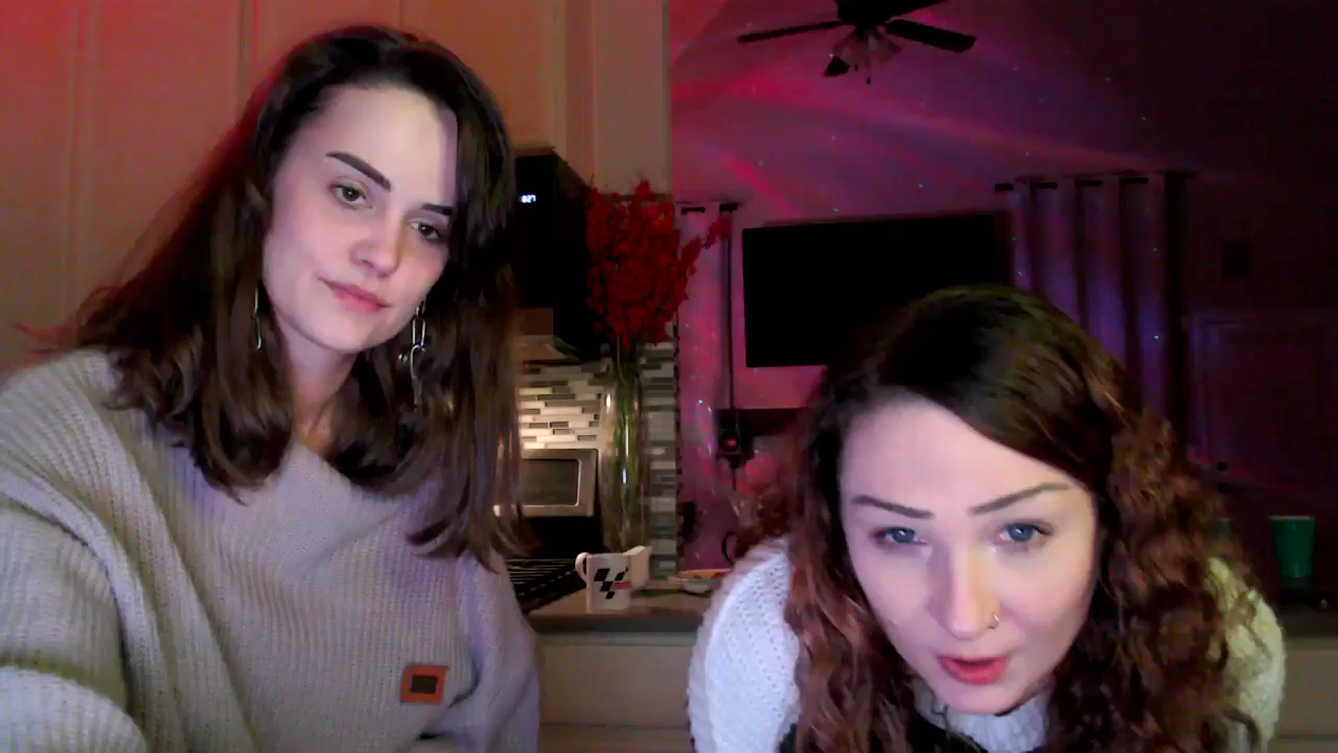 Gallery image thumbnail from HeidiKlumsy's myfreecams stream on, 11/15/2025, 02:34 image 6 of 20