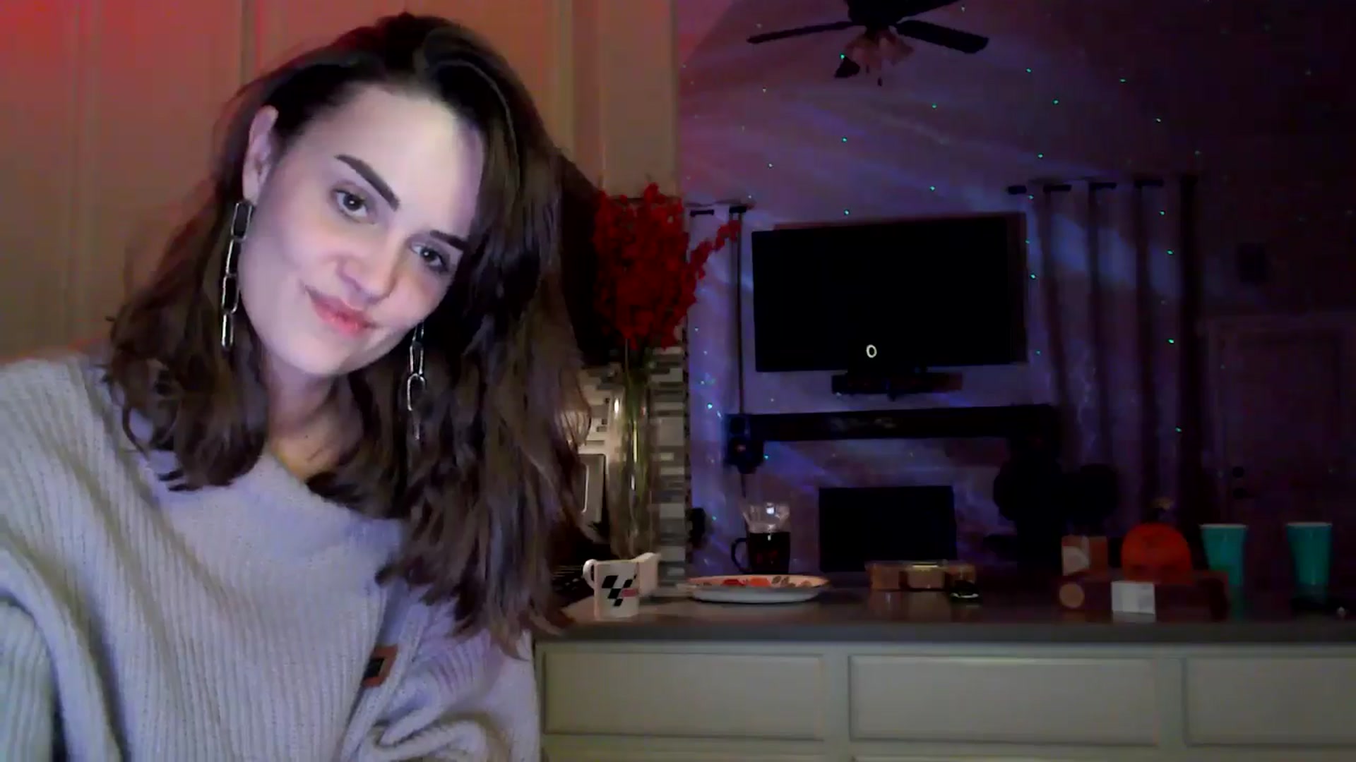 Gallery image thumbnail from HeidiKlumsy's myfreecams stream on, 11/15/2025, 02:34 image 8 of 20