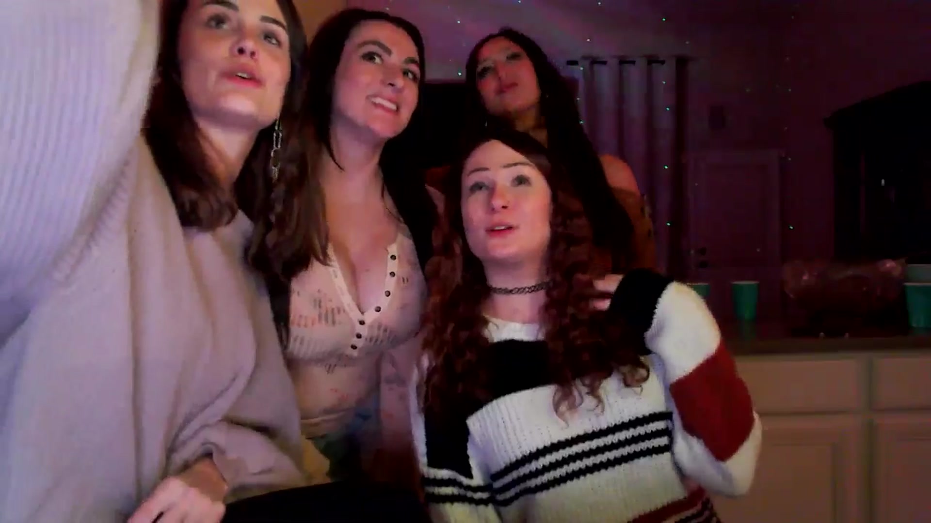 Gallery image thumbnail from HeidiKlumsy's myfreecams stream on, 11/15/2025, 02:34 image 17 of 20