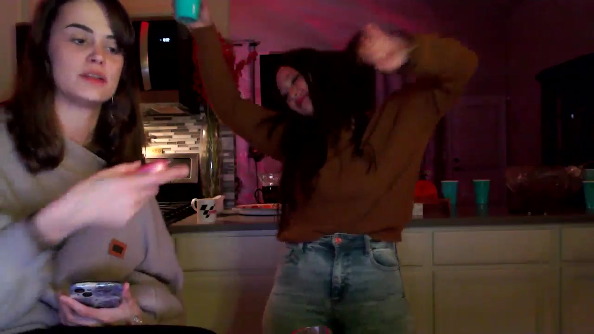 Gallery image thumbnail from HeidiKlumsy's myfreecams stream on, 11/15/2025, 02:34 image 20 of 20