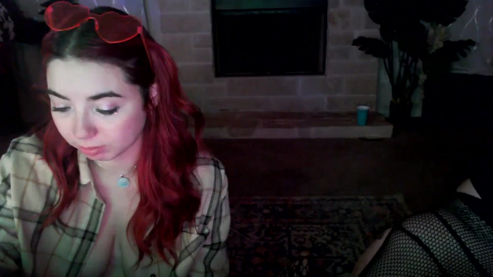 Gallery image thumbnail from HeidiKlumsy's myfreecams stream on, 11/15/2025, 08:33 image 13 of 20