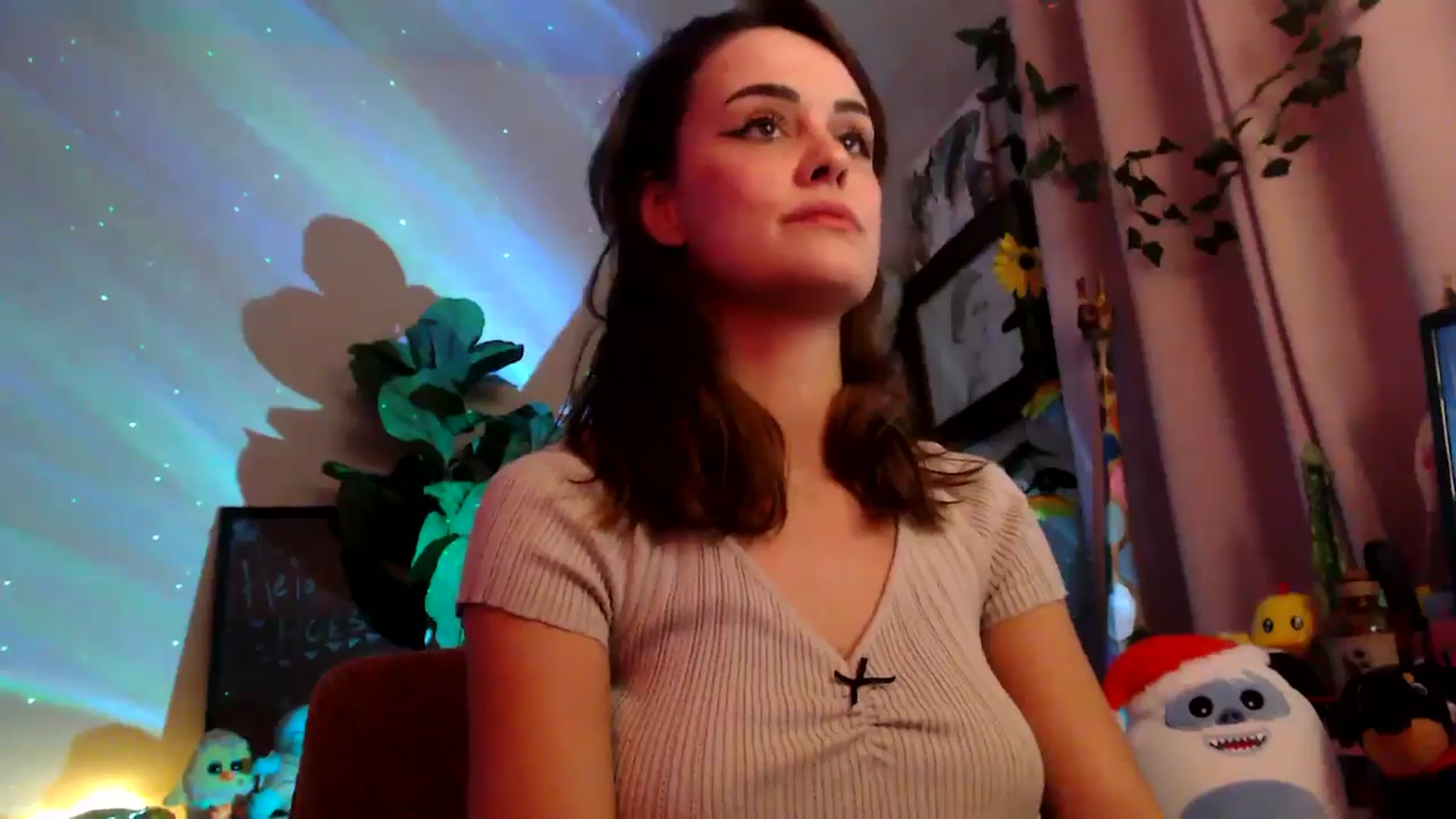 Gallery image thumbnail from HeidiKlumsy's myfreecams stream on, 11/19/2025, 06:32 image 11 of 20