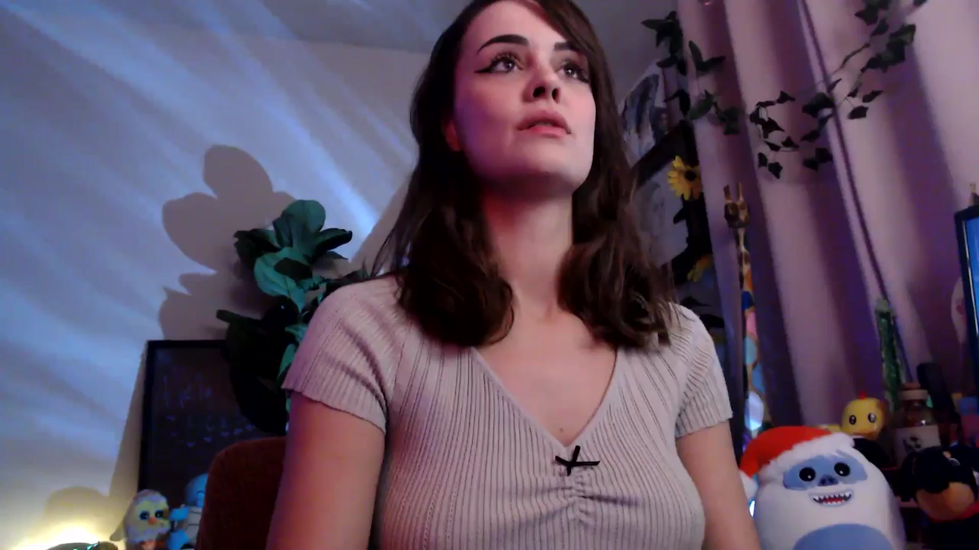 Gallery image thumbnail from HeidiKlumsy's myfreecams stream on, 11/19/2025, 06:32 image 10 of 20