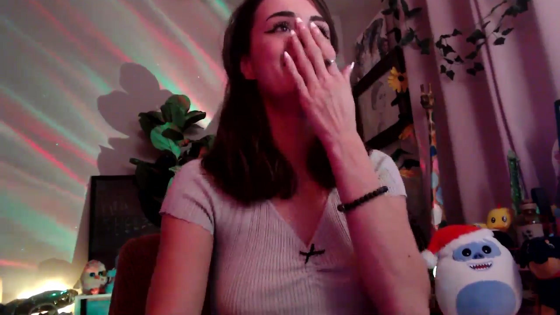 Gallery image thumbnail from HeidiKlumsy's myfreecams stream on, 11/19/2025, 06:32 image 13 of 20