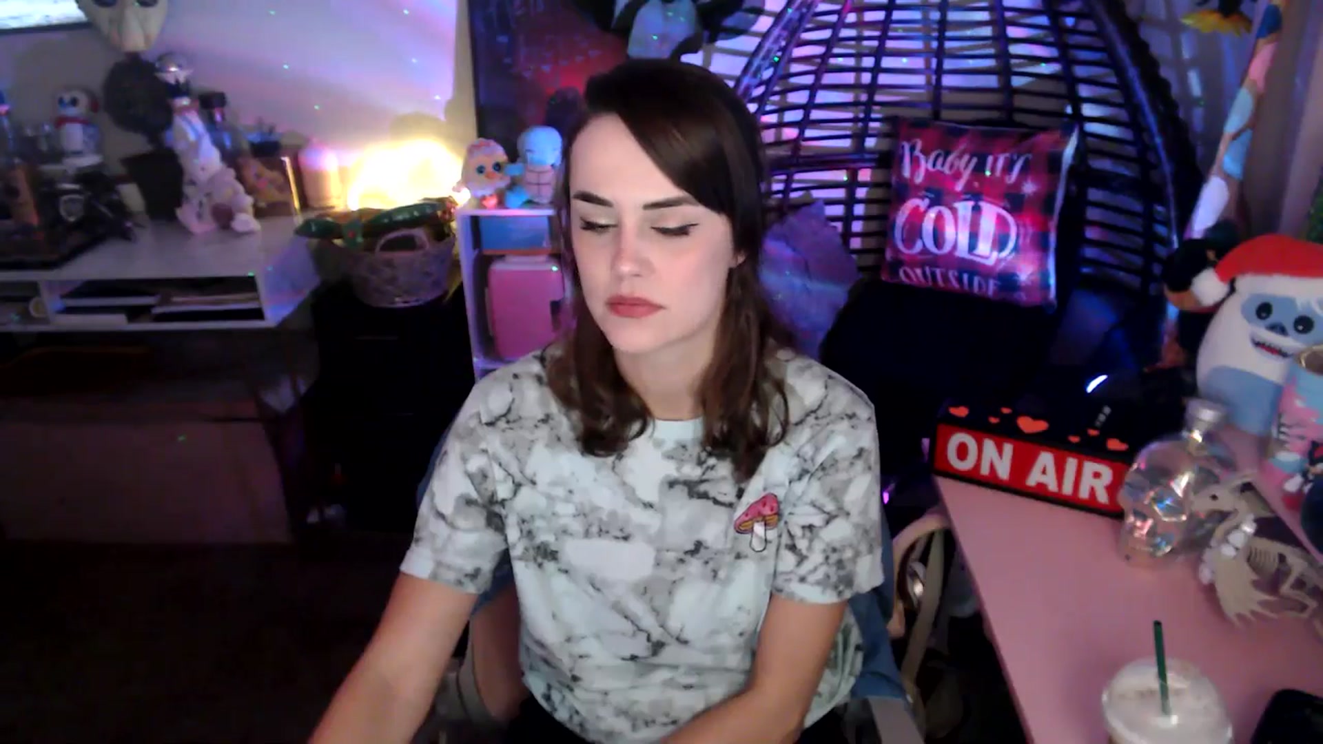 Gallery image thumbnail from HeidiKlumsy's myfreecams stream on, 11/20/2025, 24:48 image 17 of 20