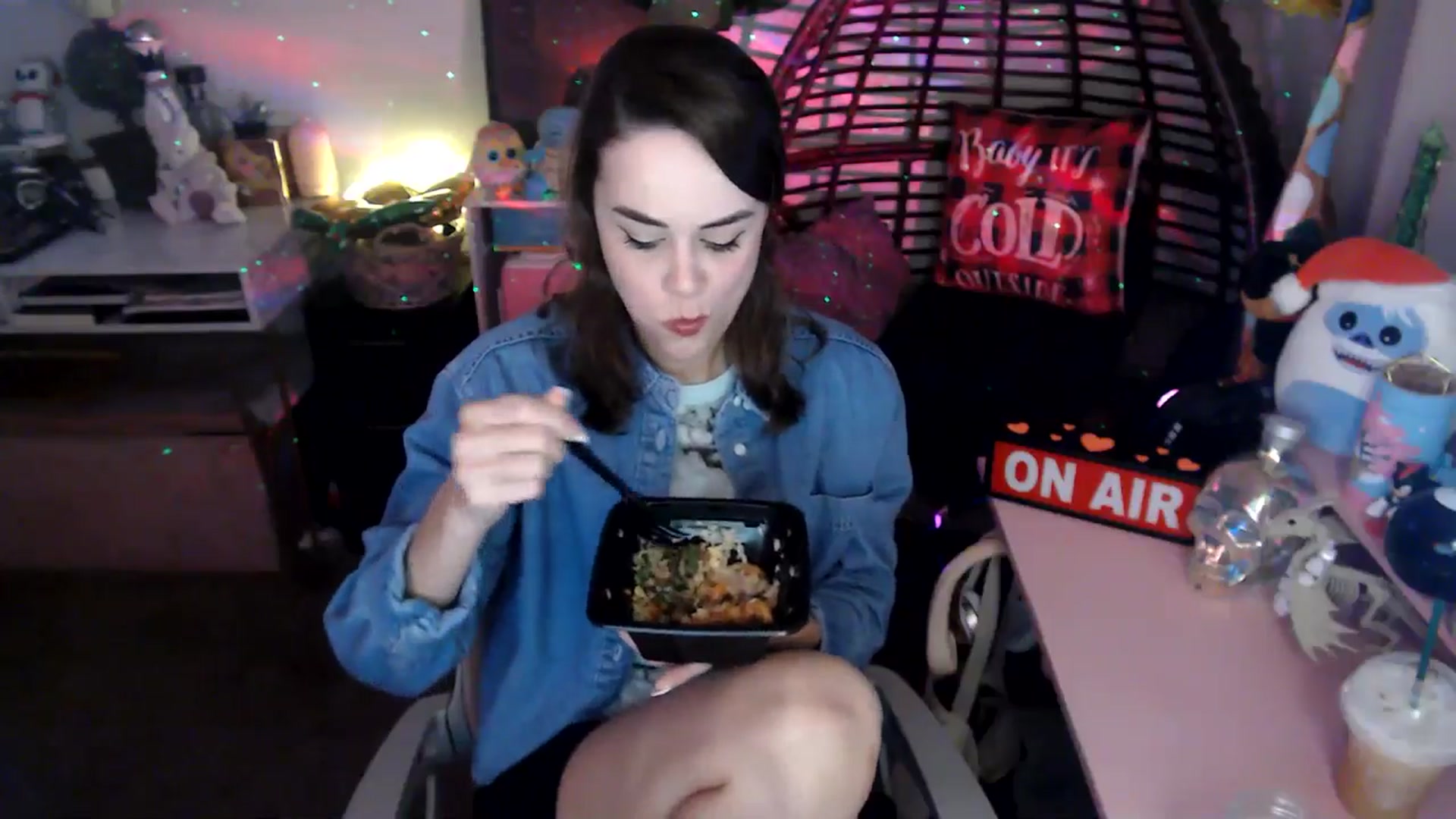 Gallery image thumbnail from HeidiKlumsy's myfreecams stream on, 11/20/2025, 24:48 image 3 of 20
