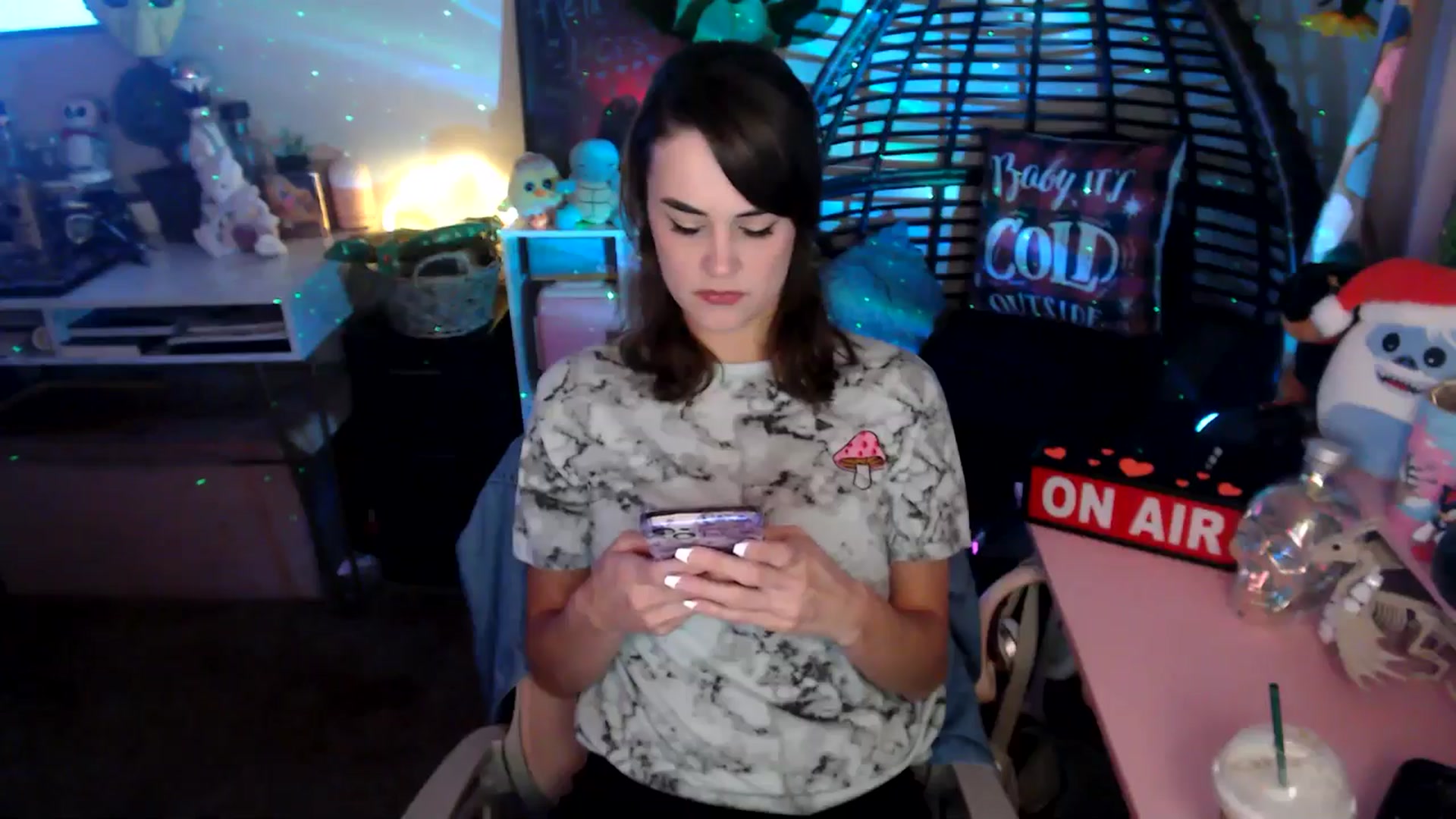 Gallery image thumbnail from HeidiKlumsy's myfreecams stream on, 11/20/2025, 24:48 image 16 of 20