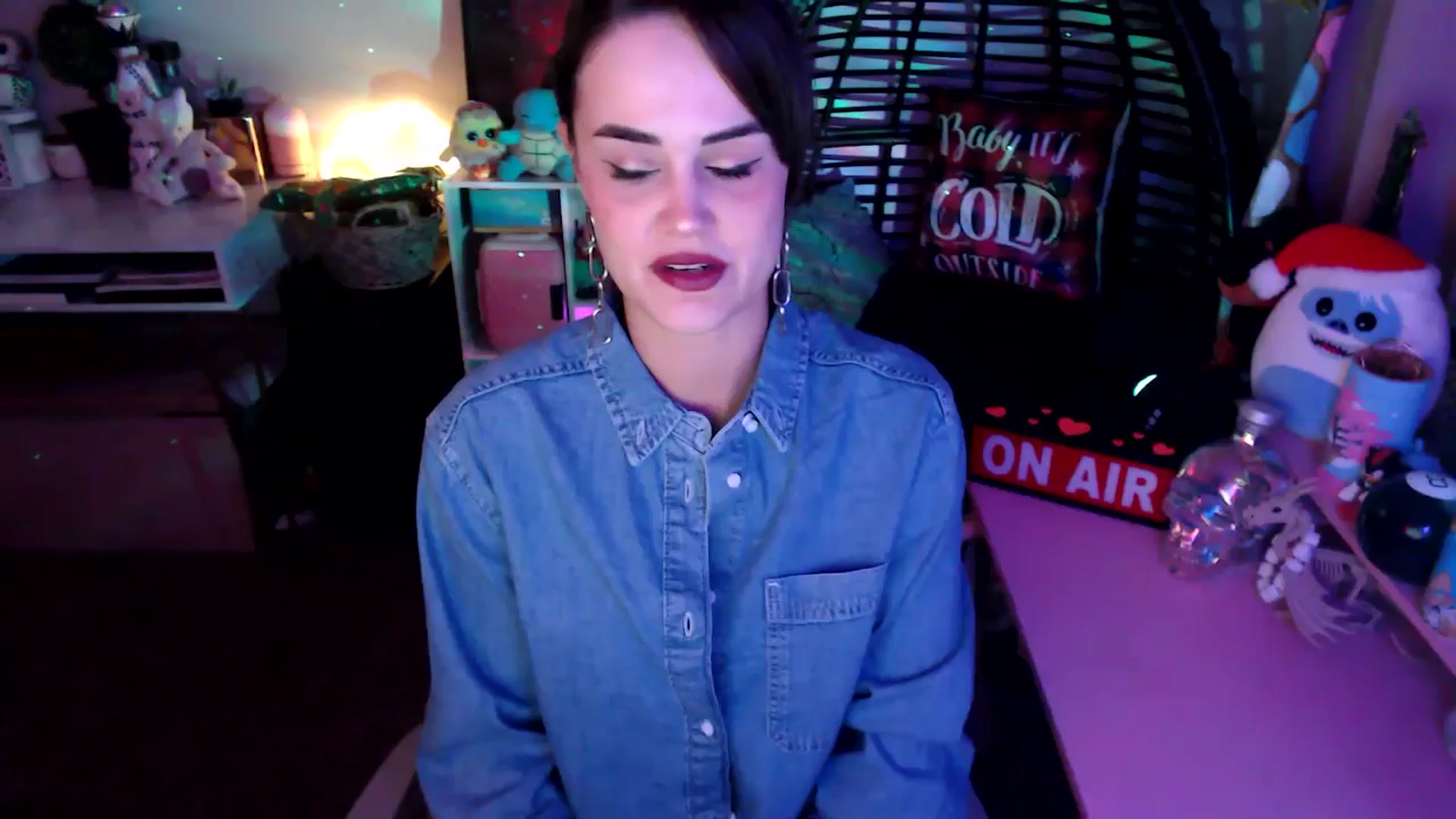 Gallery image thumbnail from HeidiKlumsy's myfreecams stream on, 11/20/2025, 06:25 image 1 of 20