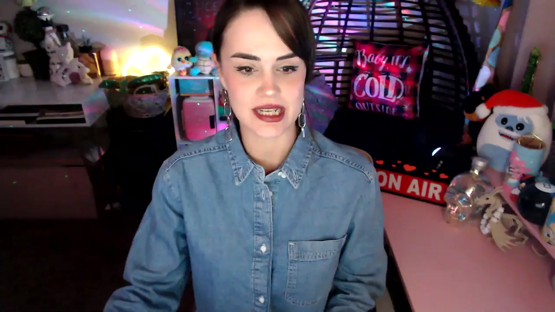 Gallery image thumbnail from HeidiKlumsy's myfreecams stream on, 11/20/2025, 06:25 image 5 of 20