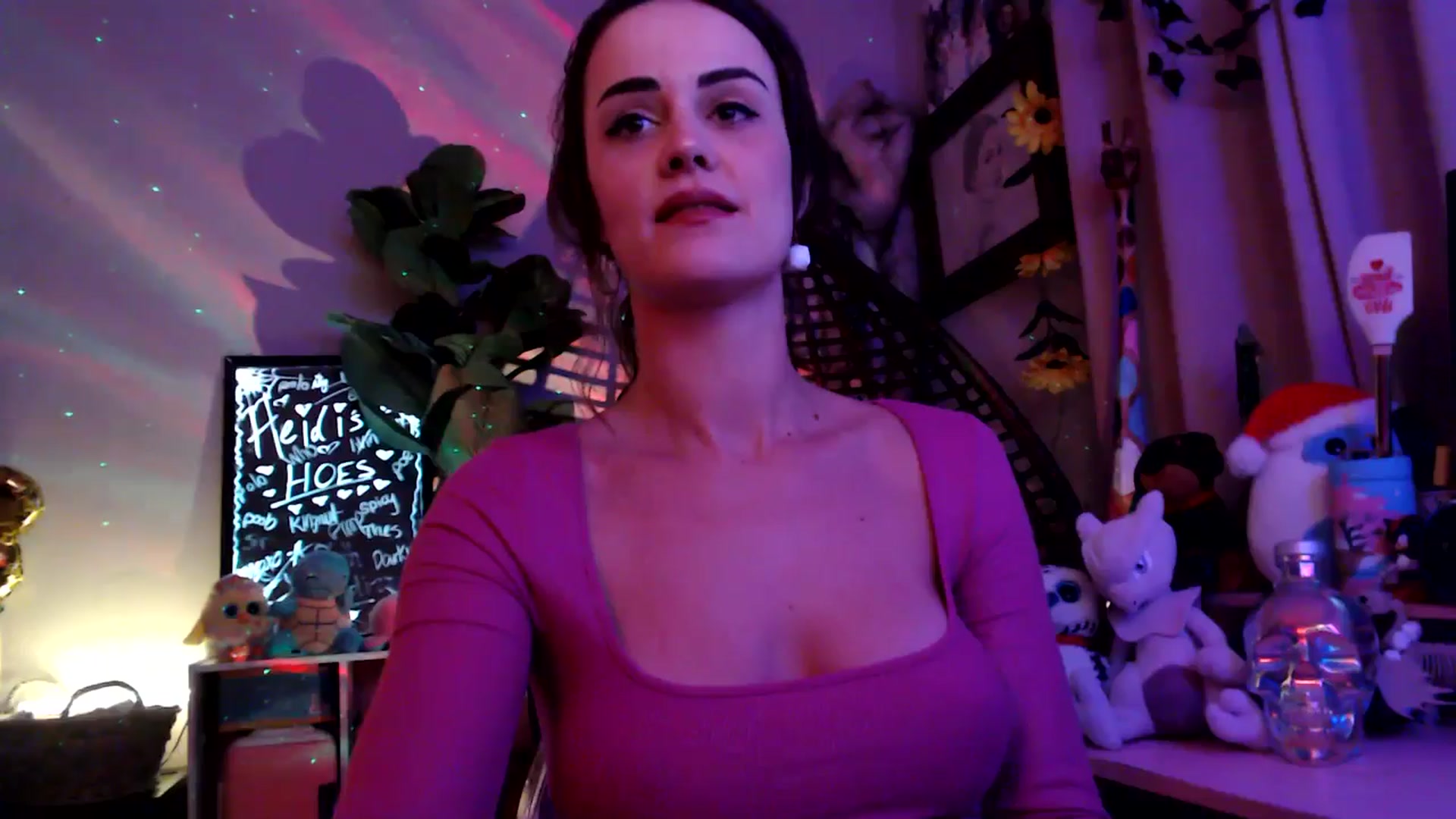 Gallery image thumbnail from HeidiKlumsy's myfreecams stream on, 11/21/2025, 01:55 image 10 of 20