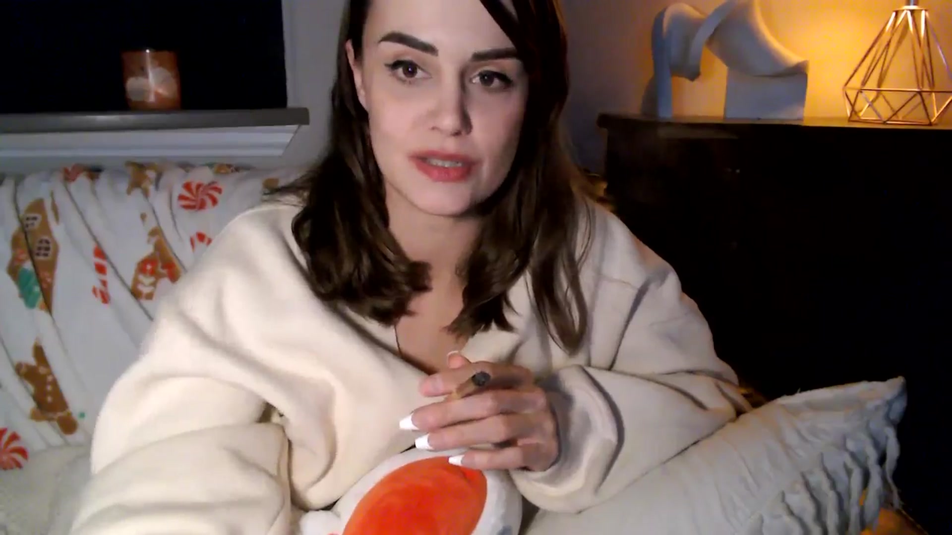 Gallery image thumbnail from HeidiKlumsy's myfreecams stream on, 11/21/2025, 07:39 image 19 of 20