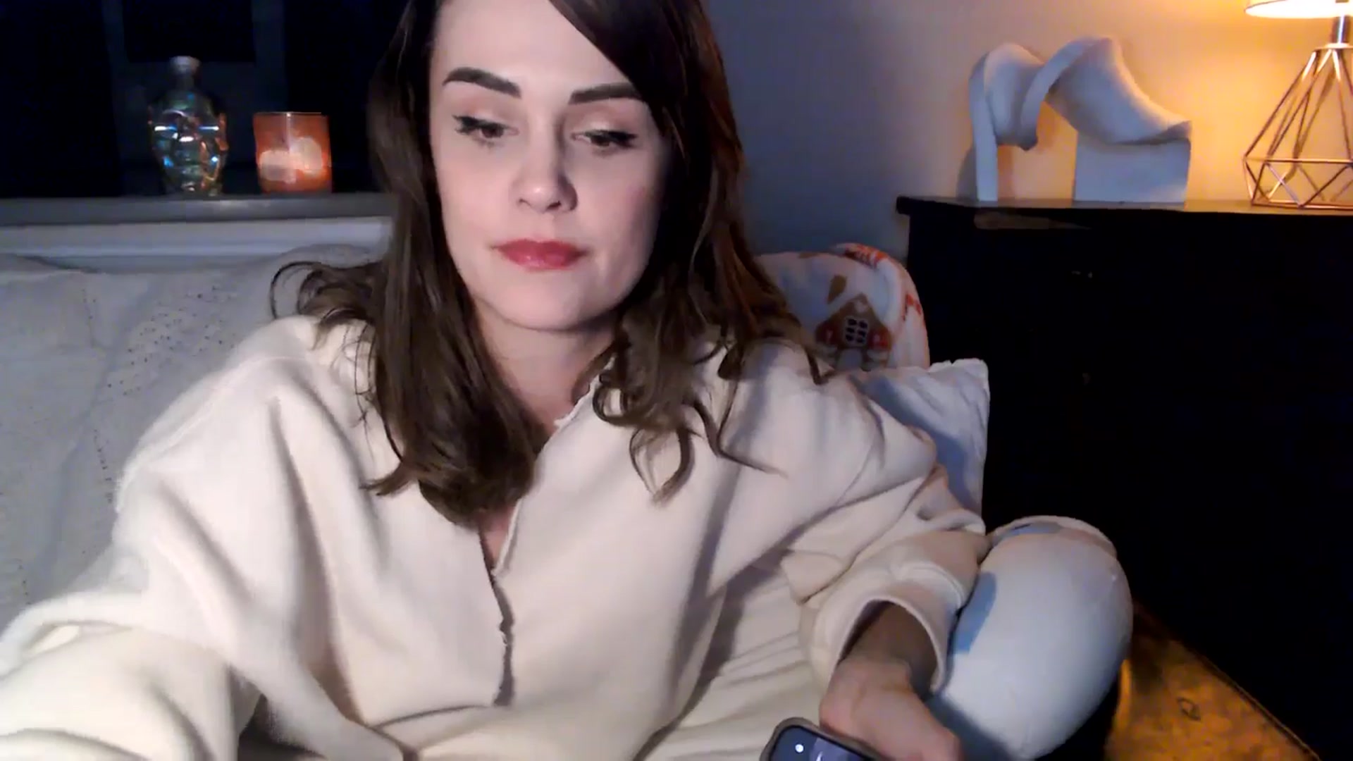 Gallery image thumbnail from HeidiKlumsy's myfreecams stream on, 11/21/2025, 07:39 image 4 of 20