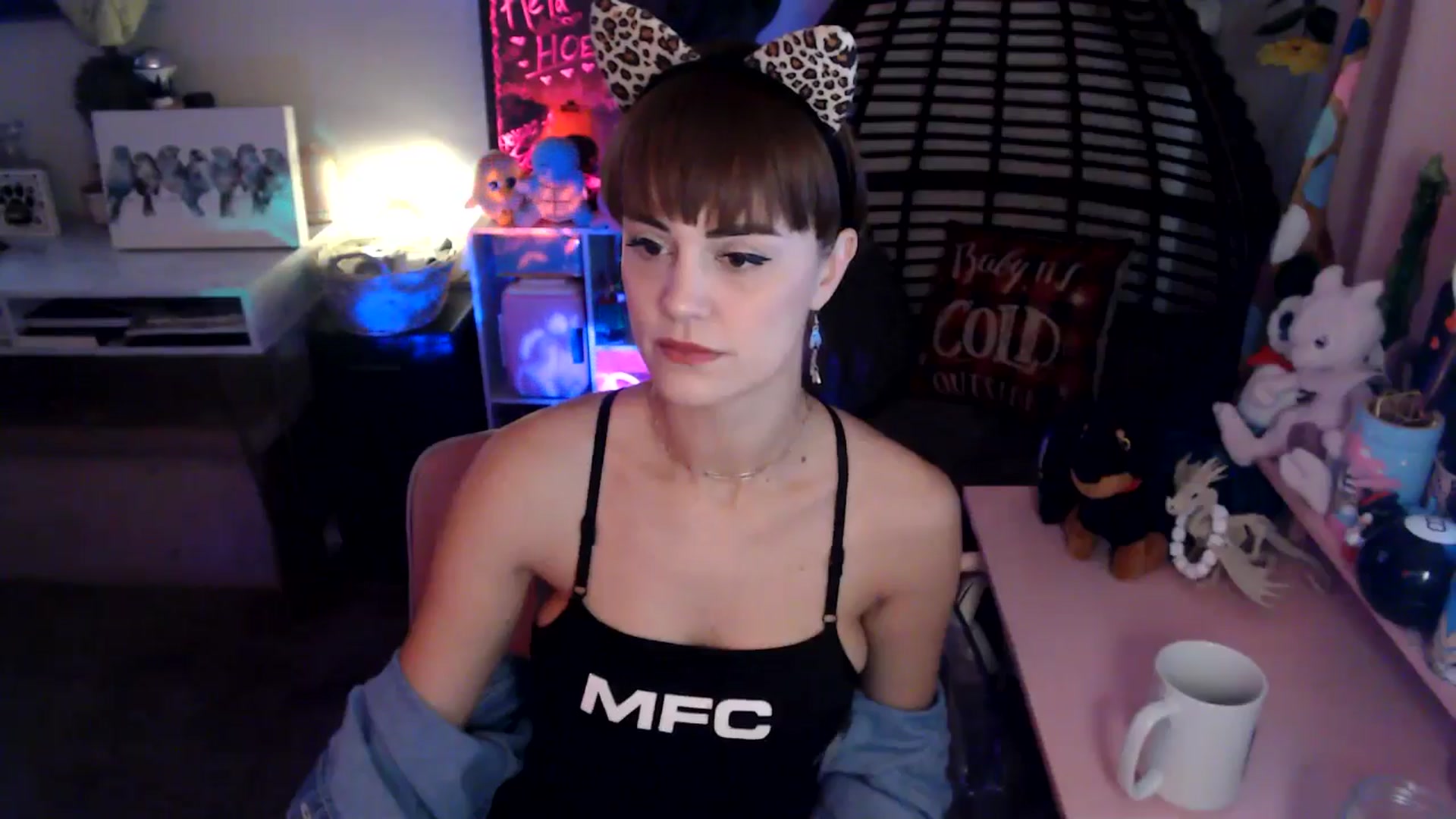 Gallery image thumbnail from HeidiKlumsy's myfreecams stream on, 11/22/2025, 23:07 image 5 of 20