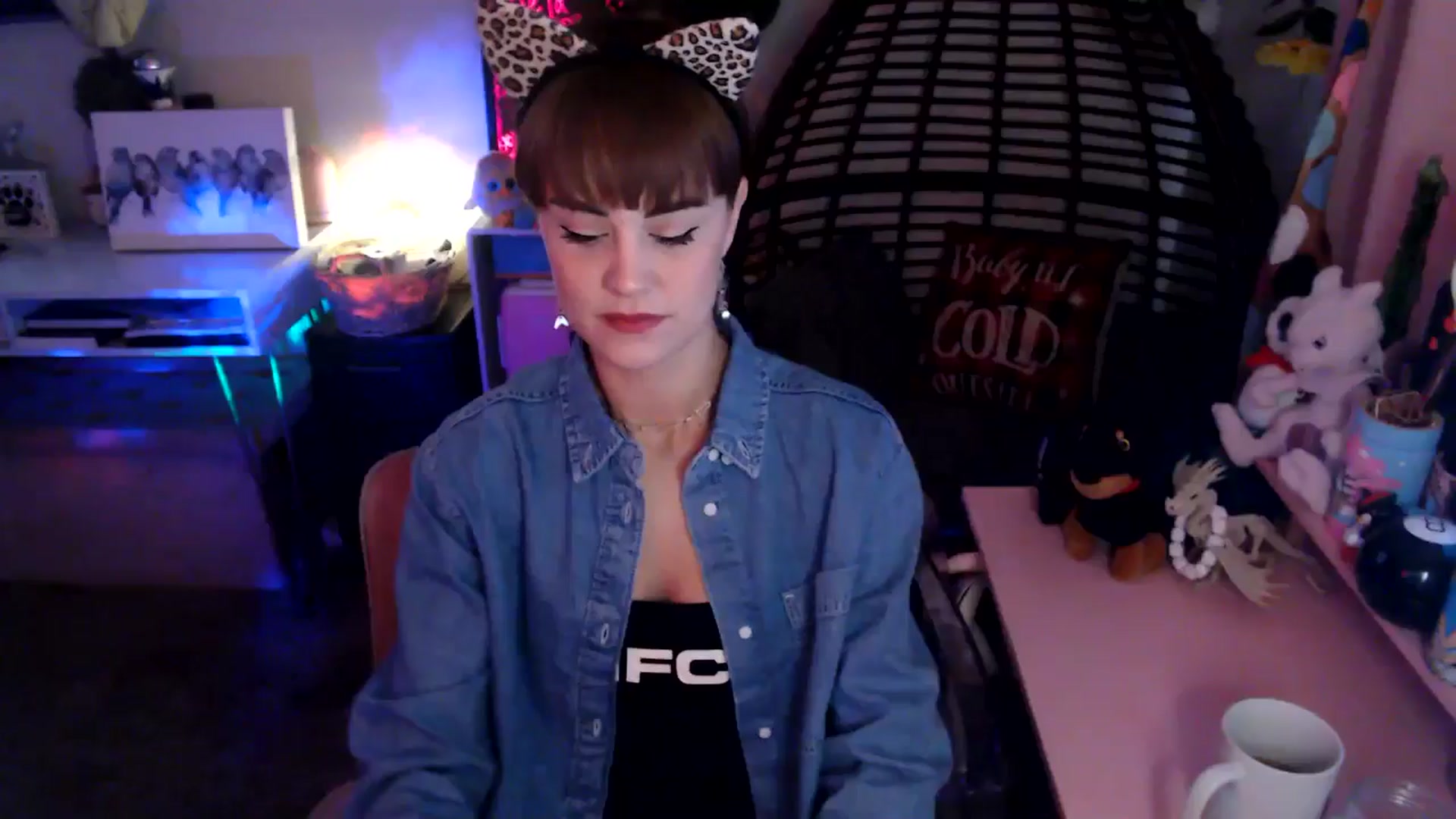 Gallery image thumbnail from HeidiKlumsy's myfreecams stream on, 11/22/2025, 23:07 image 1 of 20