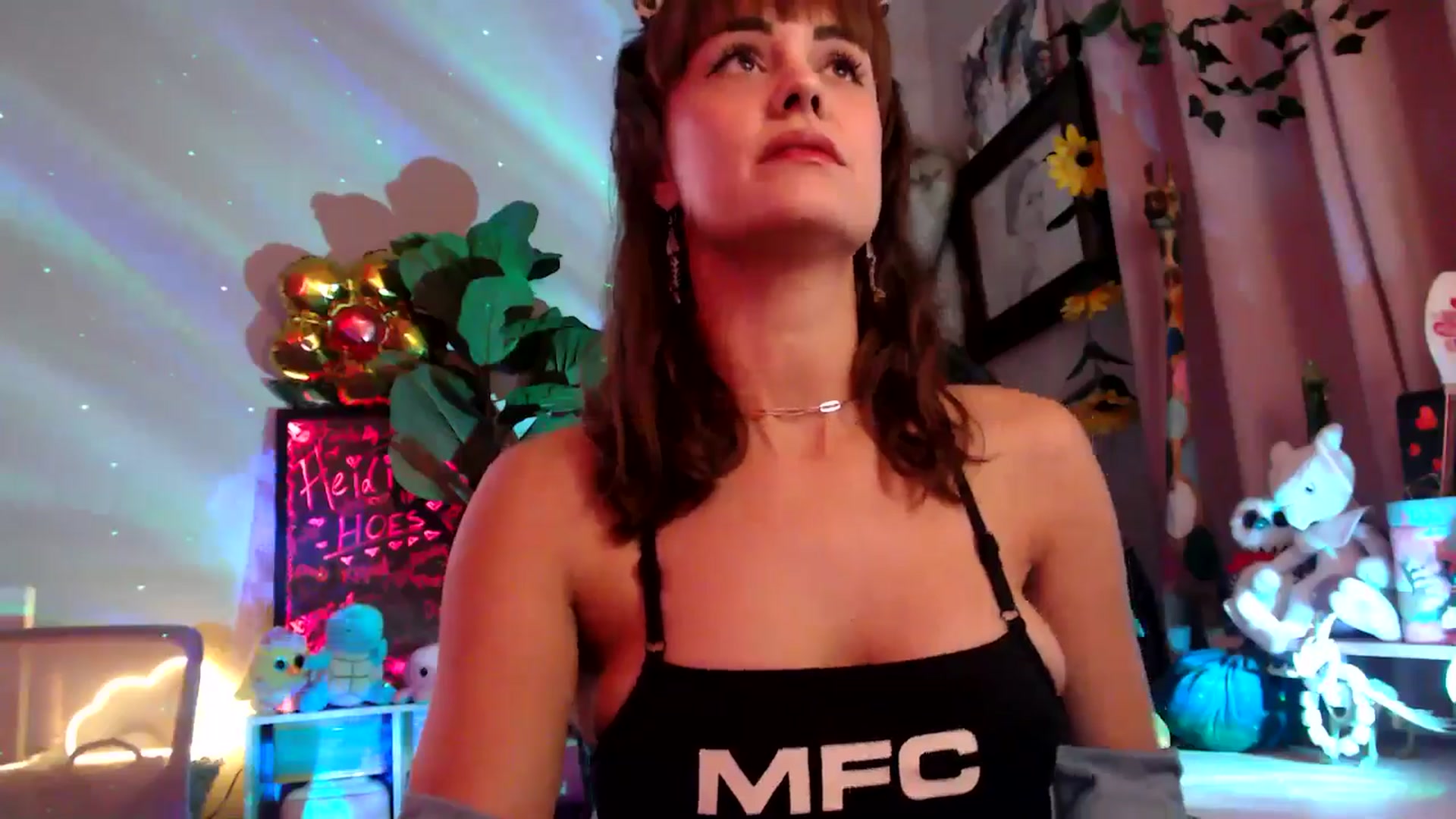 Gallery image thumbnail from HeidiKlumsy's myfreecams stream on, 11/23/2025, 24:26 image 2 of 20