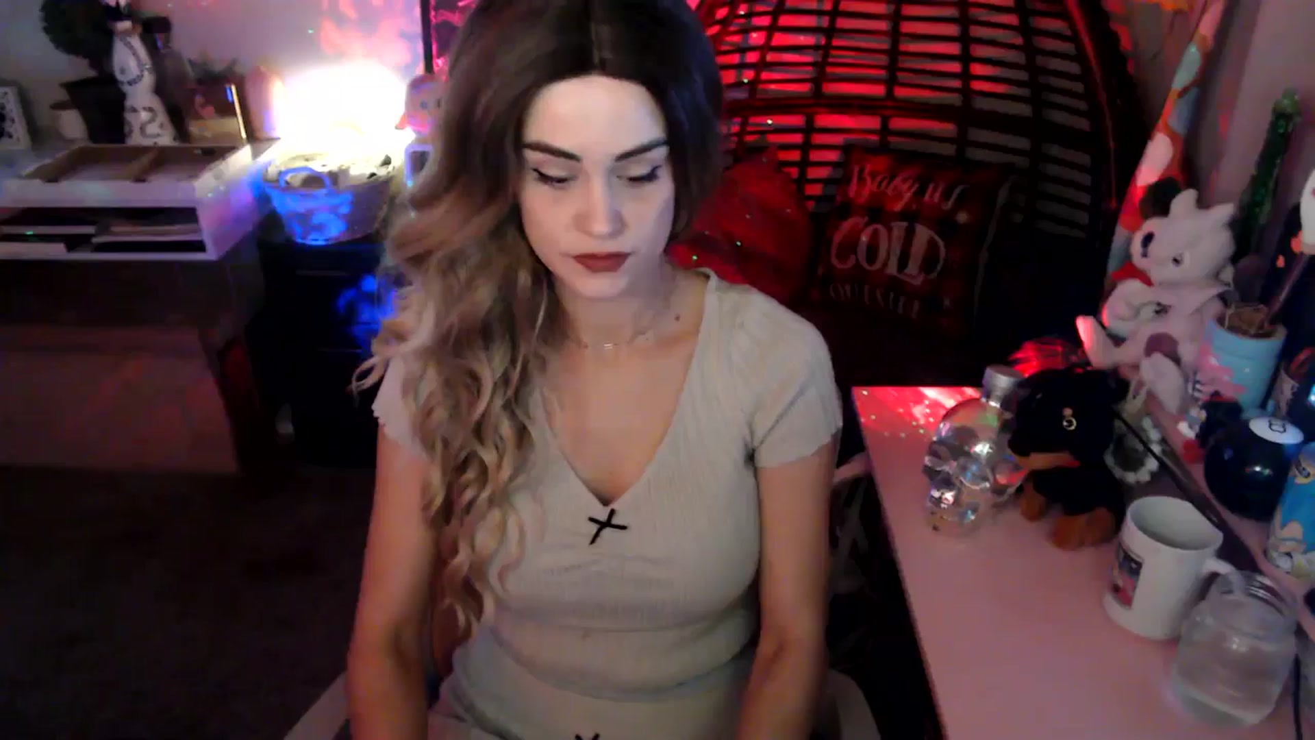 Gallery image thumbnail from HeidiKlumsy's myfreecams stream on, 11/23/2025, 03:28 image 1 of 20