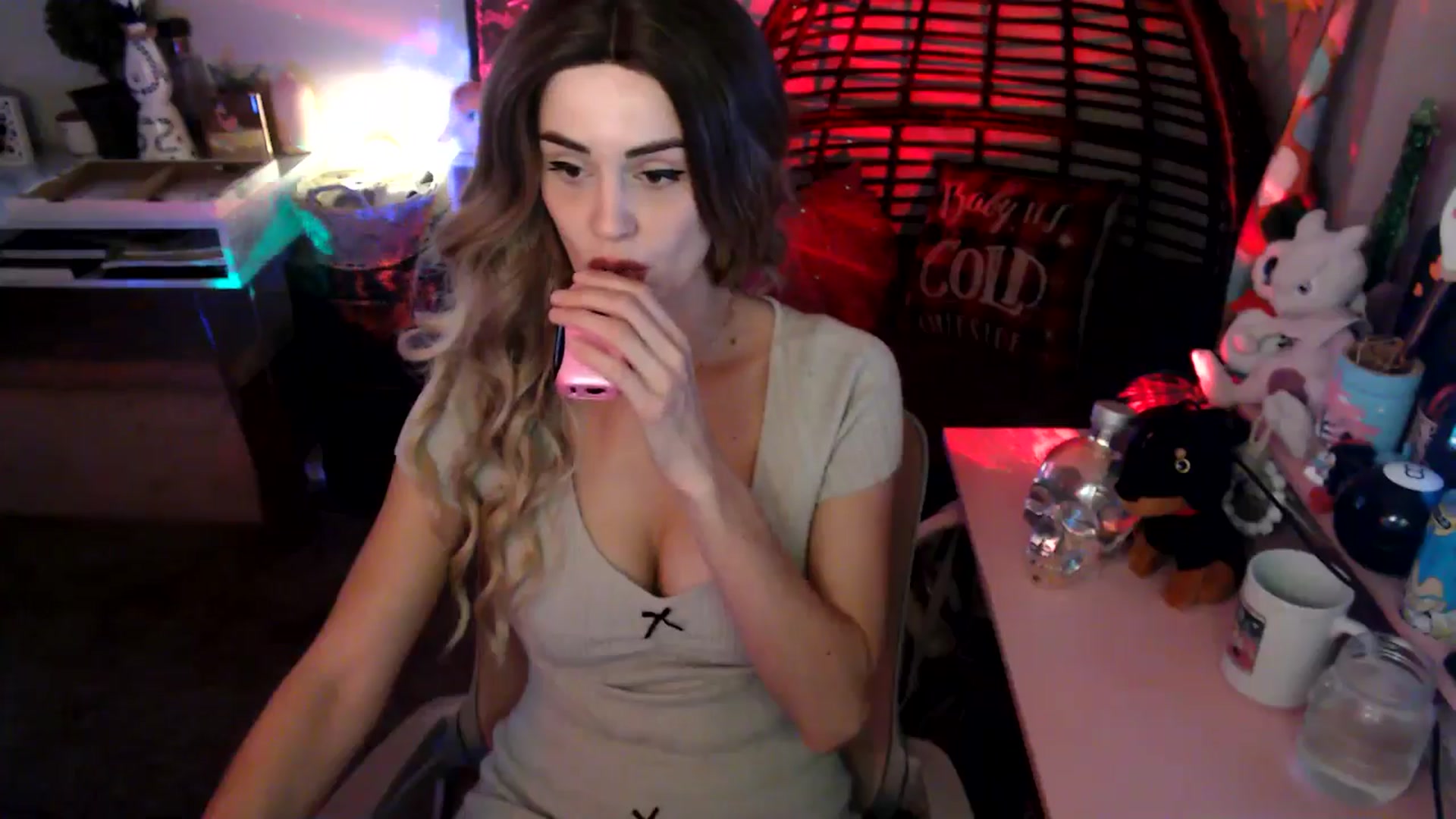 Gallery image thumbnail from HeidiKlumsy's myfreecams stream on, 11/23/2025, 03:28 image 2 of 20