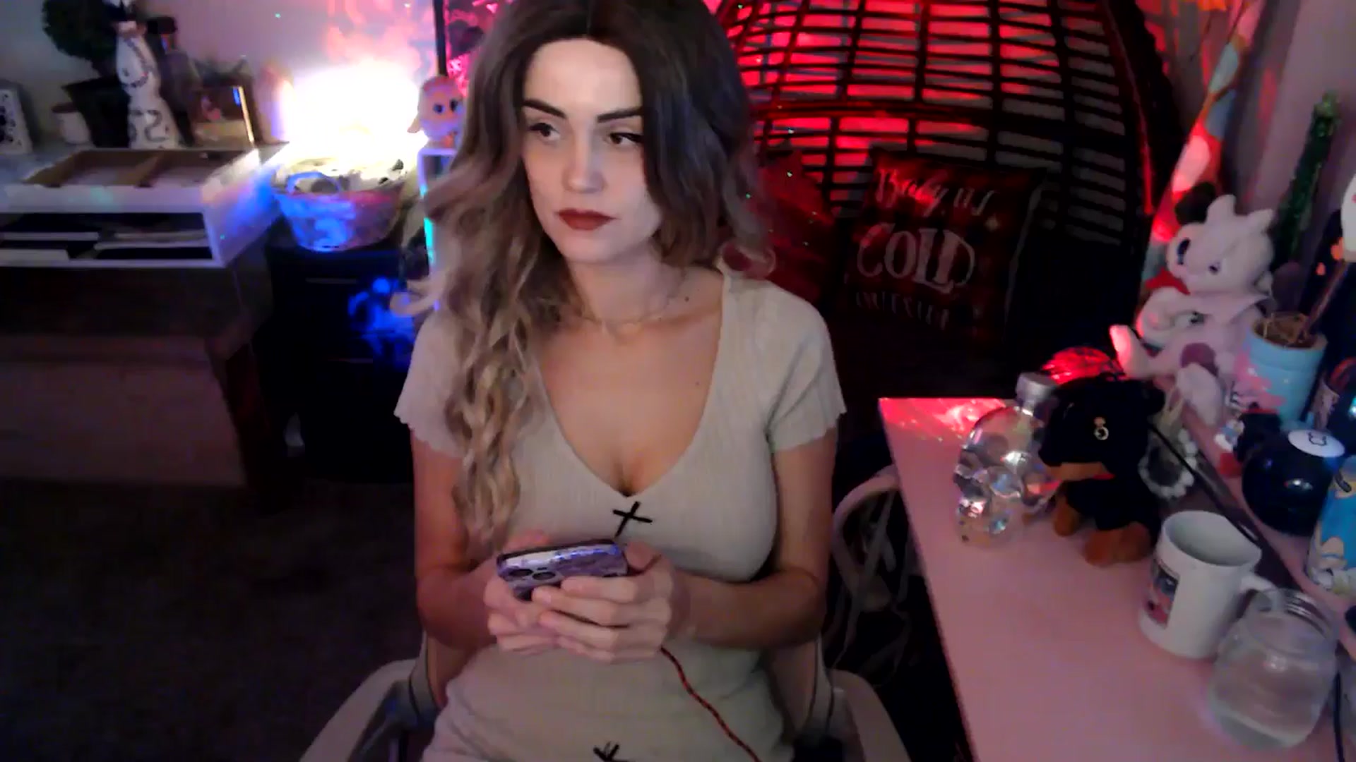 Gallery image thumbnail from HeidiKlumsy's myfreecams stream on, 11/23/2025, 03:28 image 3 of 20