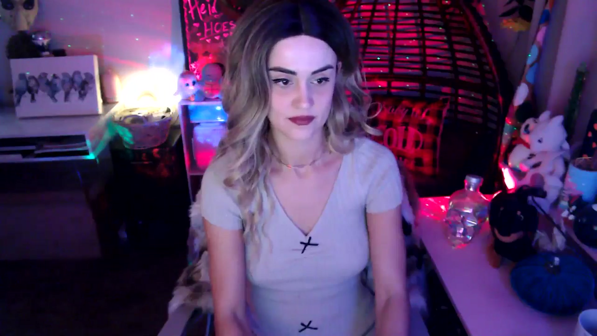 Gallery image thumbnail from HeidiKlumsy's myfreecams stream on, 11/23/2025, 04:48 image 5 of 20