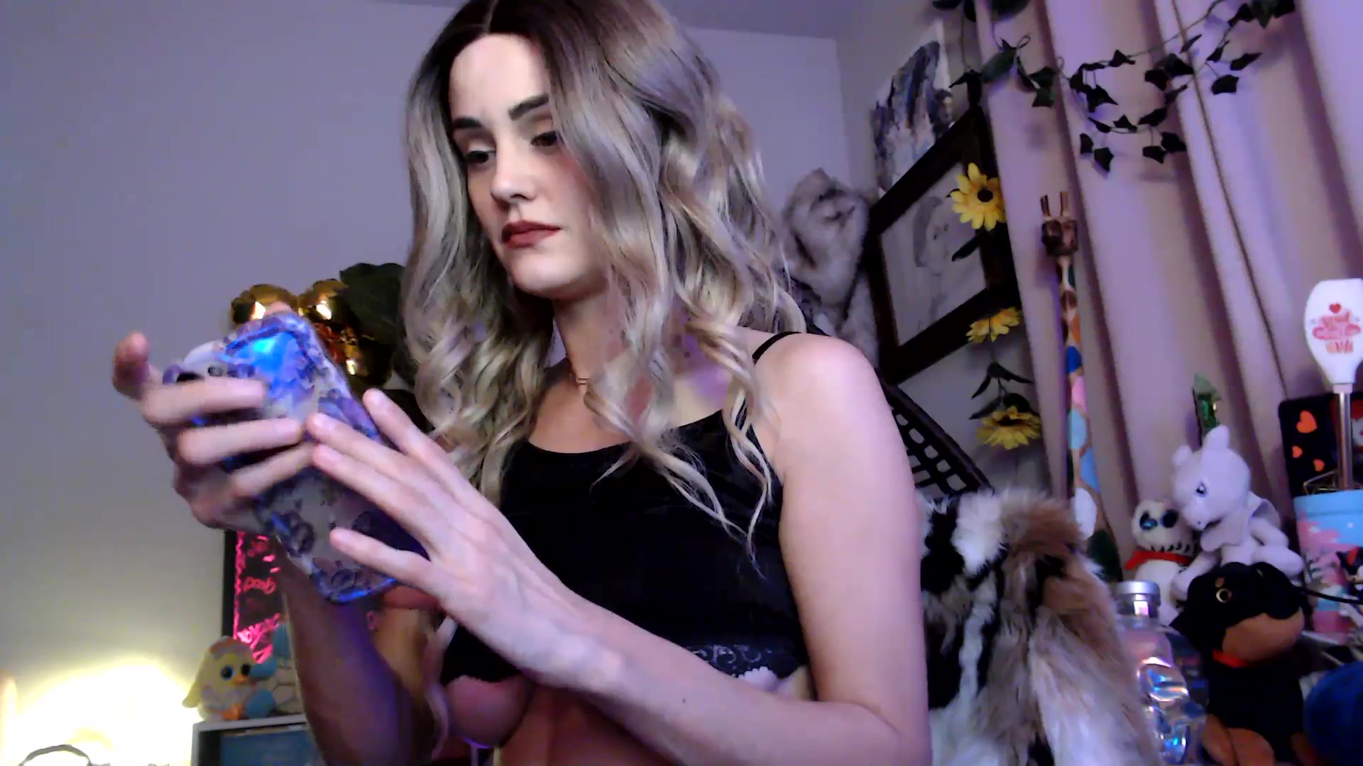 Gallery image thumbnail from HeidiKlumsy's myfreecams stream on, 11/23/2025, 06:18 image 17 of 20