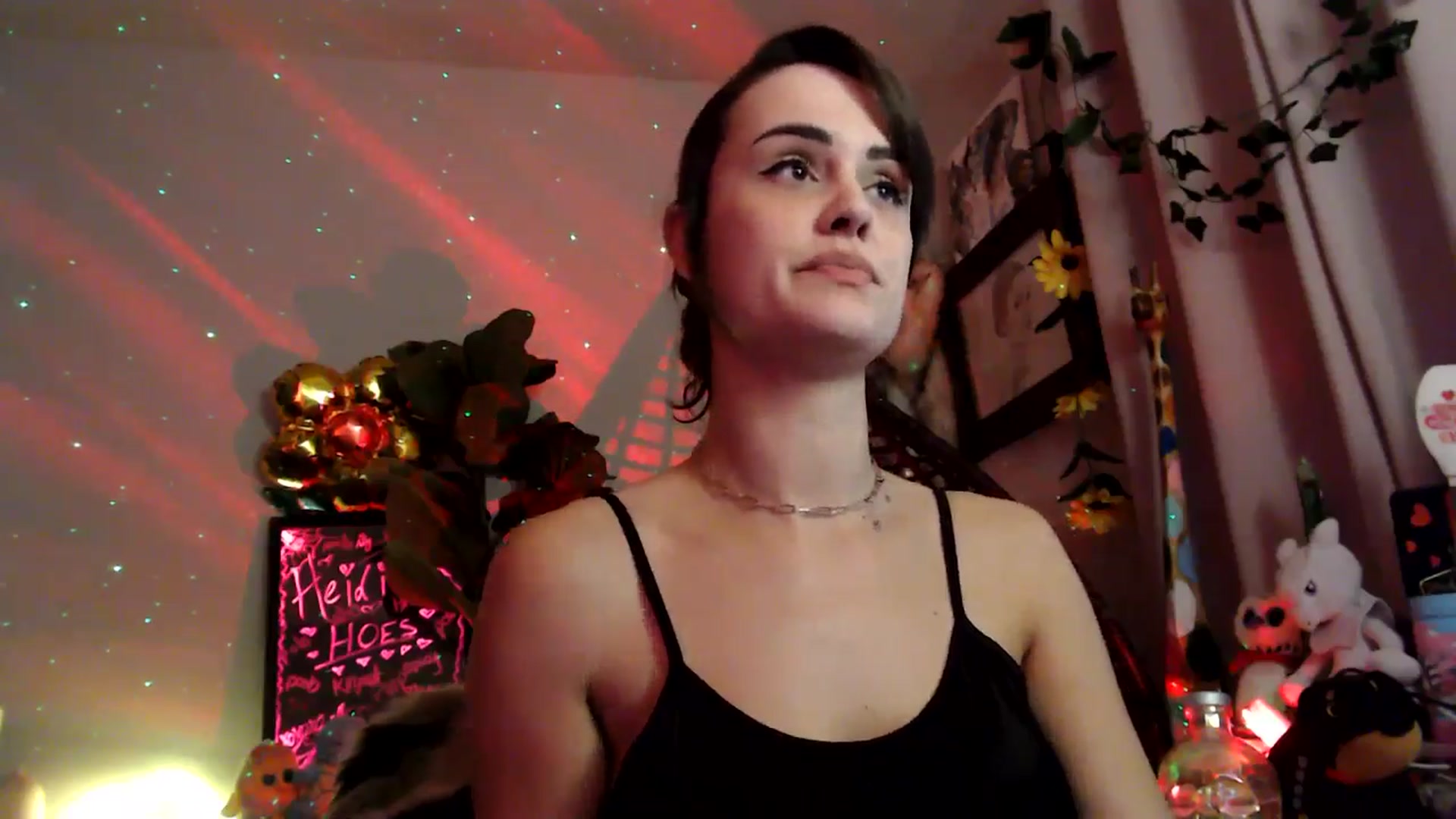 Gallery image thumbnail from HeidiKlumsy's myfreecams stream on, 11/23/2025, 06:56 image 14 of 20