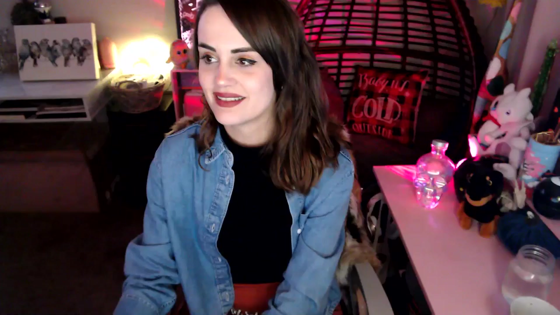 Gallery image thumbnail from HeidiKlumsy's myfreecams stream on, 11/24/2025, 24:00 image 16 of 20