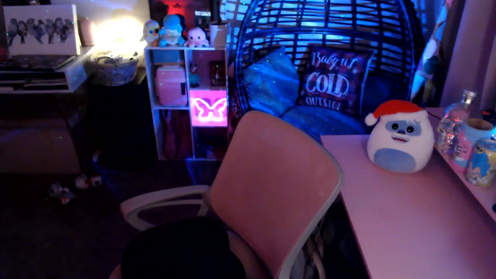 Gallery image thumbnail from HeidiKlumsy's myfreecams stream on, 11/26/2025, 03:08 image 4 of 20