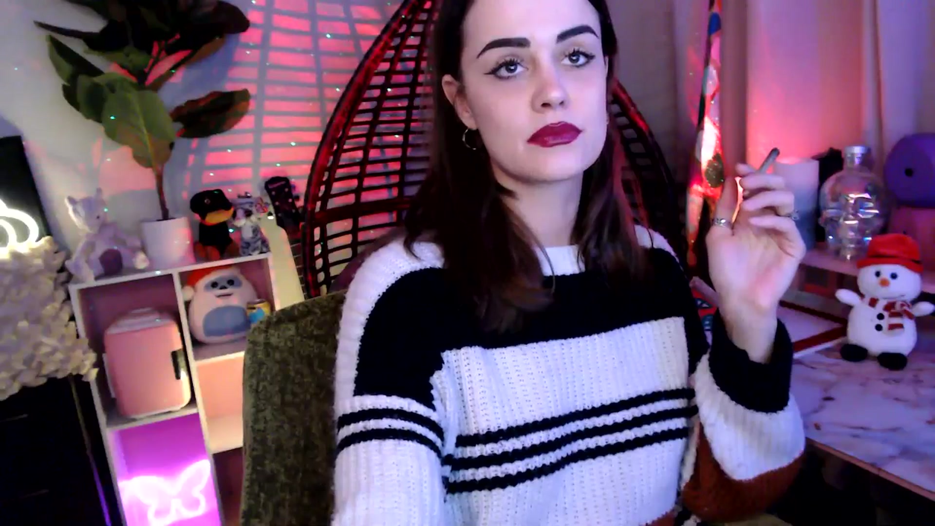 Gallery image thumbnail from HeidiKlumsy's myfreecams stream on, 11/28/2025, 03:30 image 9 of 20