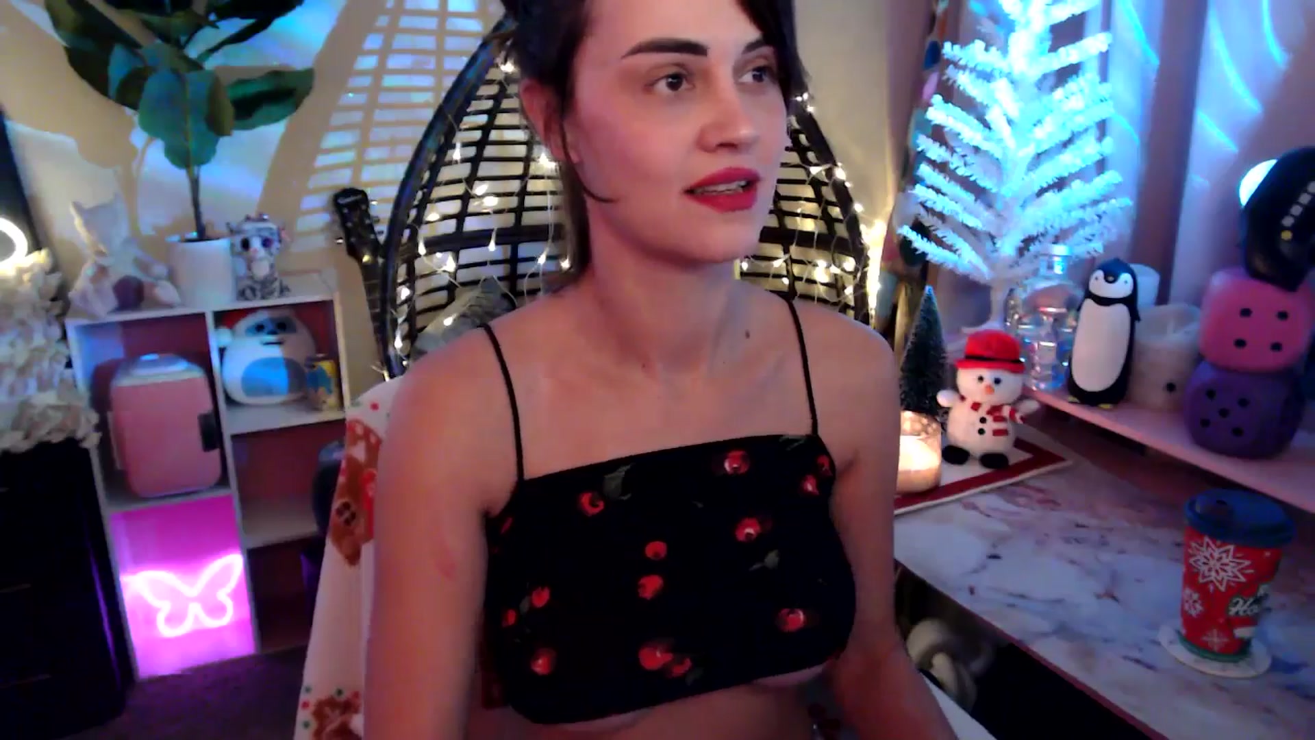 Gallery image thumbnail from HeidiKlumsy's myfreecams stream on, 12/16/2025, 02:07 image 8 of 20