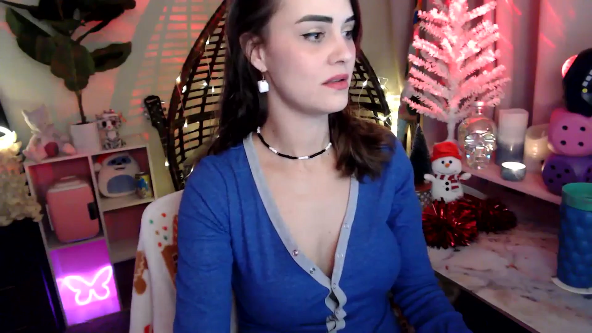 Gallery image thumbnail from HeidiKlumsy's myfreecams stream on, 12/17/2025, 07:26 image 12 of 20