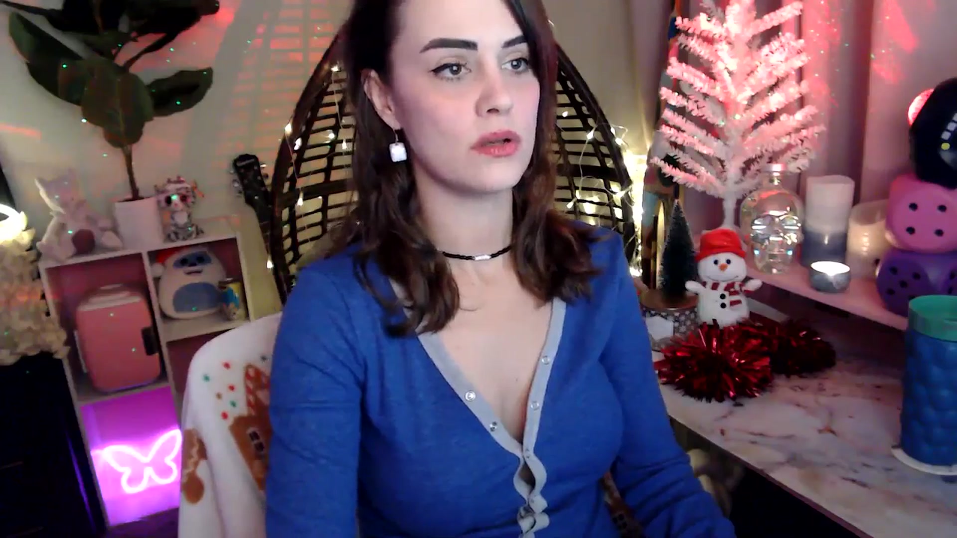 Gallery image thumbnail from HeidiKlumsy's myfreecams stream on, 12/17/2025, 07:26 image 14 of 20