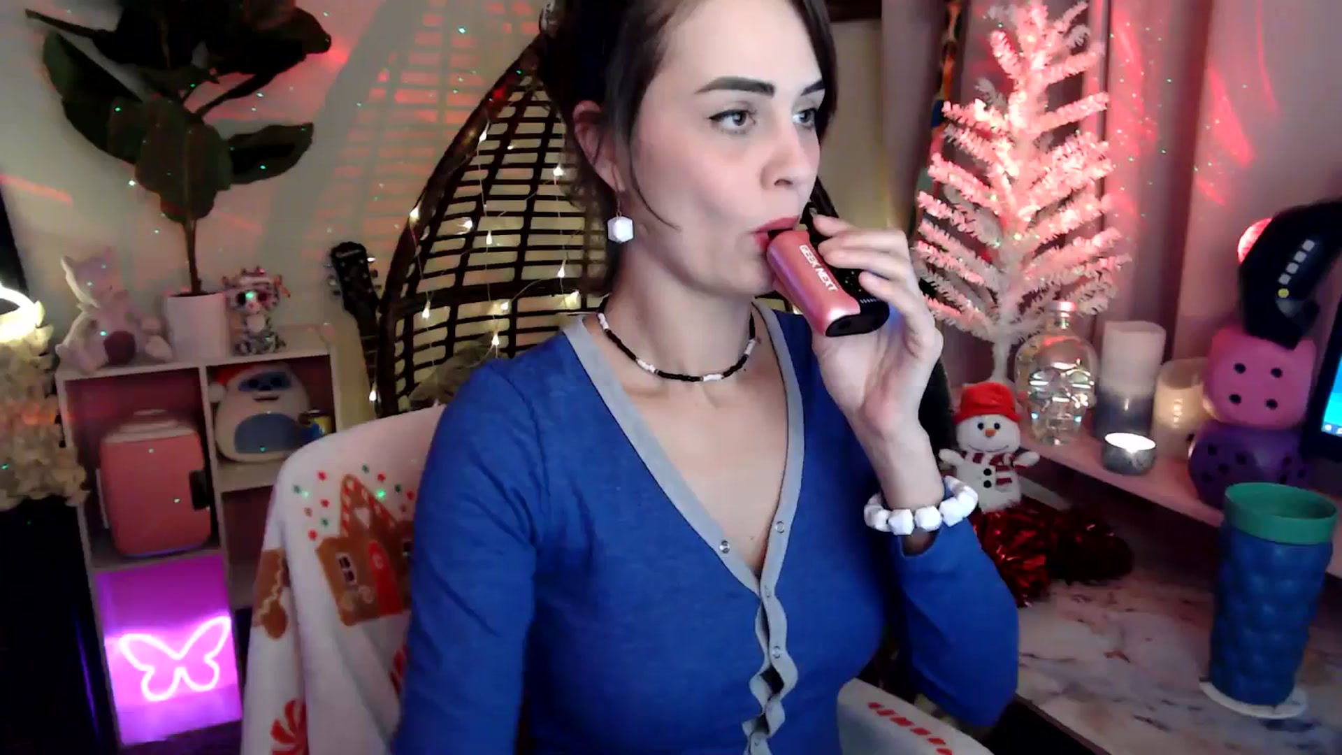 Gallery image thumbnail from HeidiKlumsy's myfreecams stream on, 12/17/2025, 07:26 image 1 of 20