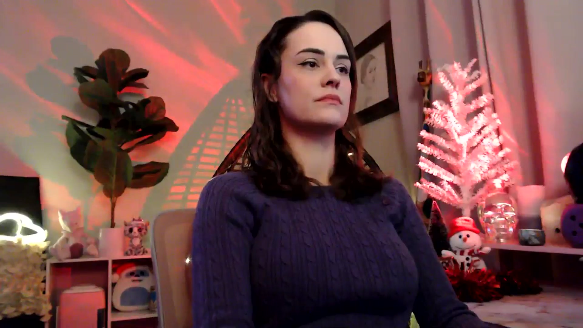 Gallery image thumbnail from HeidiKlumsy's myfreecams stream on, 12/18/2025, 24:39 image 15 of 20