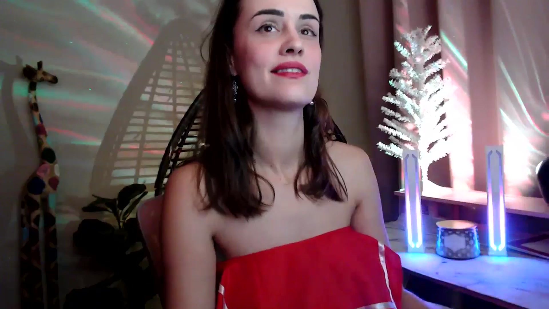 Gallery image thumbnail from HeidiKlumsy's myfreecams stream on, 12/20/2025, 06:12 image 5 of 20