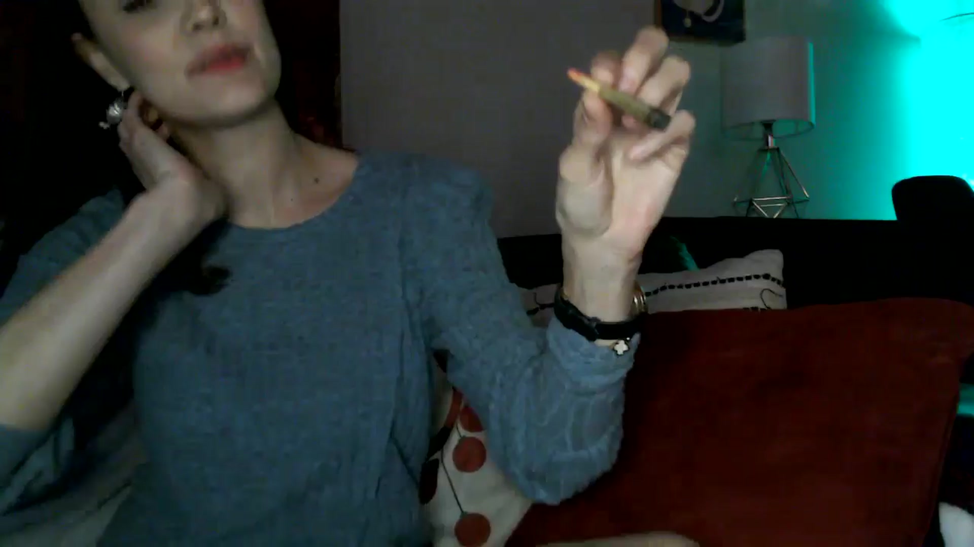 Gallery image thumbnail from HeidiKlumsy's myfreecams stream on, 12/21/2025, 02:01 image 10 of 20