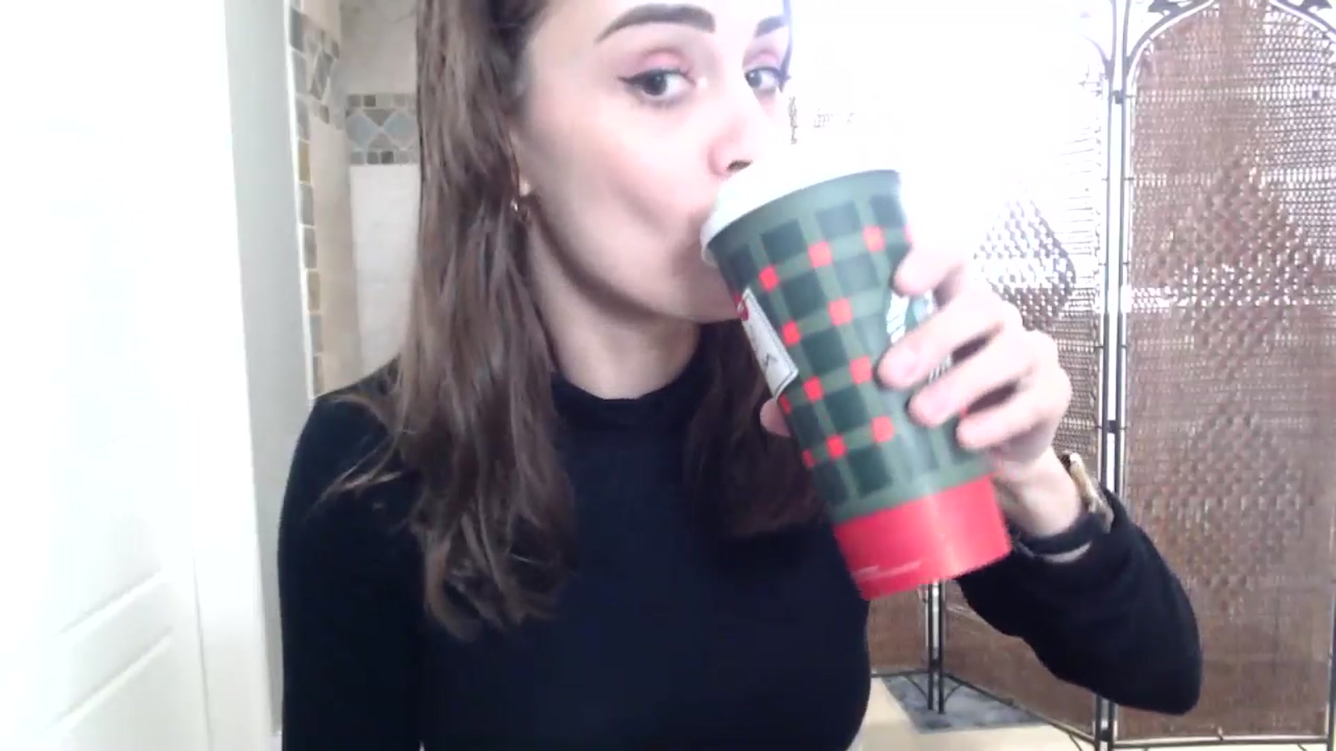 Gallery image thumbnail from HeidiKlumsy's myfreecams stream on, 12/31/2025, 21:18 image 13 of 20