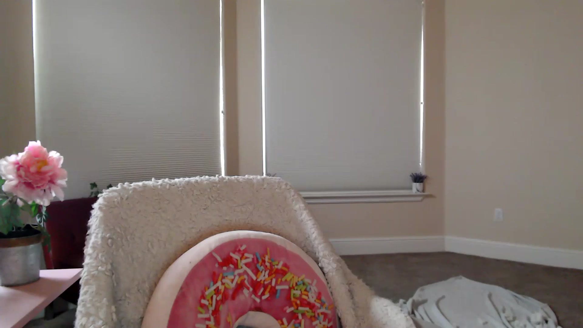 Gallery image thumbnail from HeidiKlumsy's myfreecams stream on, 01/02/2026, 22:14 image 4 of 20