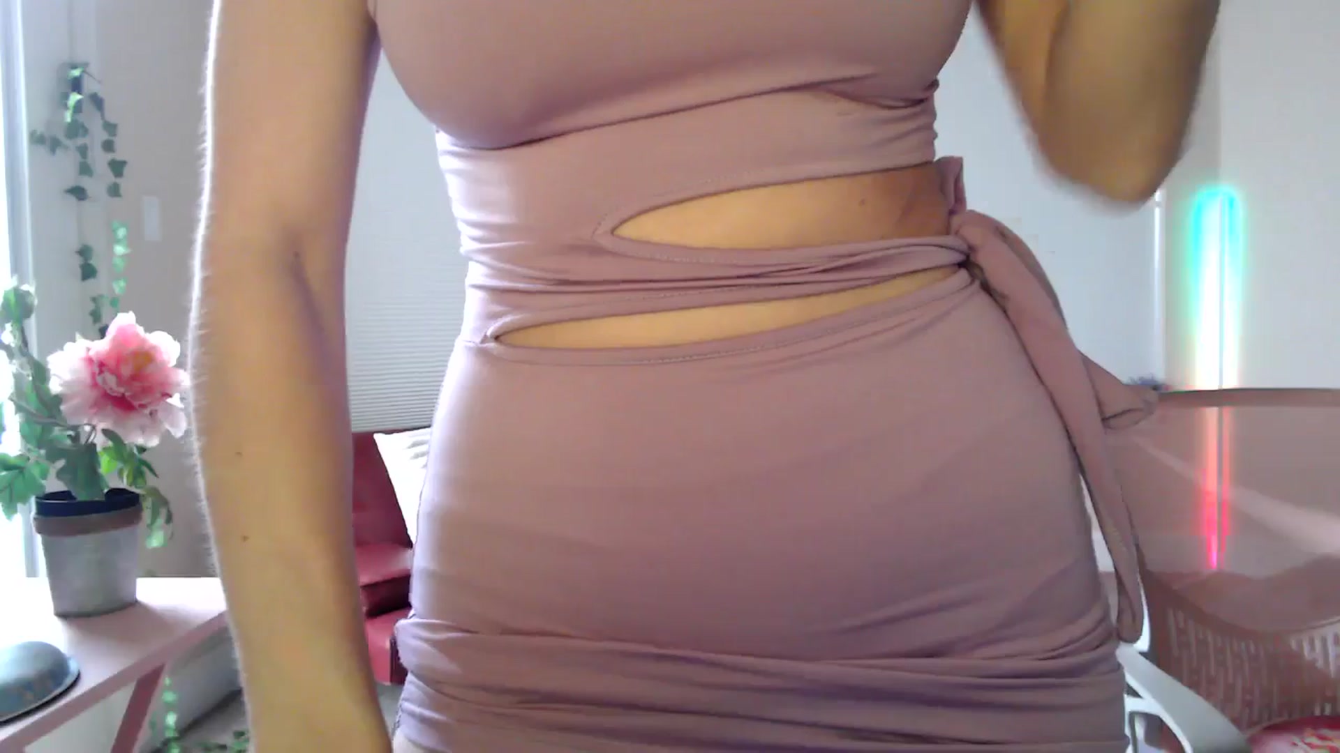 Gallery image thumbnail from HeidiKlumsy's myfreecams stream on, 01/06/2026, 21:19 image 7 of 20