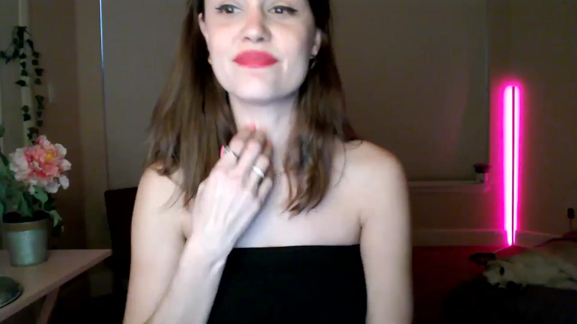 Gallery image thumbnail from HeidiKlumsy's myfreecams stream on, 01/06/2026, 23:57 image 14 of 20
