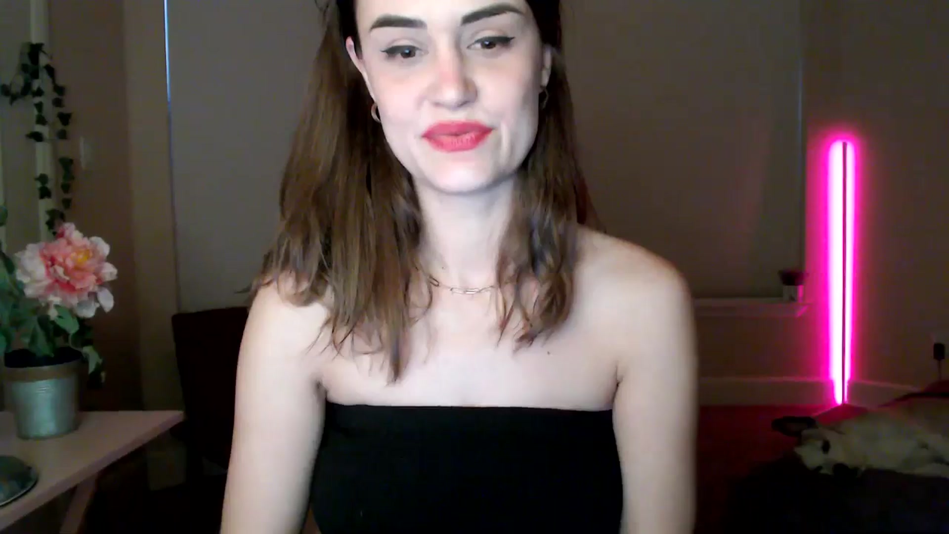 Gallery image thumbnail from HeidiKlumsy's myfreecams stream on, 01/06/2026, 23:57 image 13 of 20
