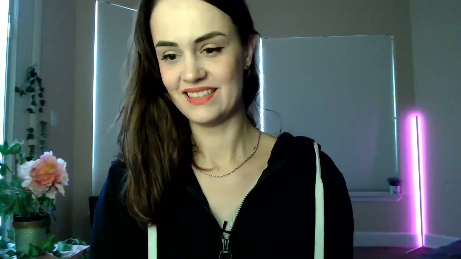 Gallery image thumbnail from HeidiKlumsy's myfreecams stream on, 01/09/2026, 19:42 image 18 of 20